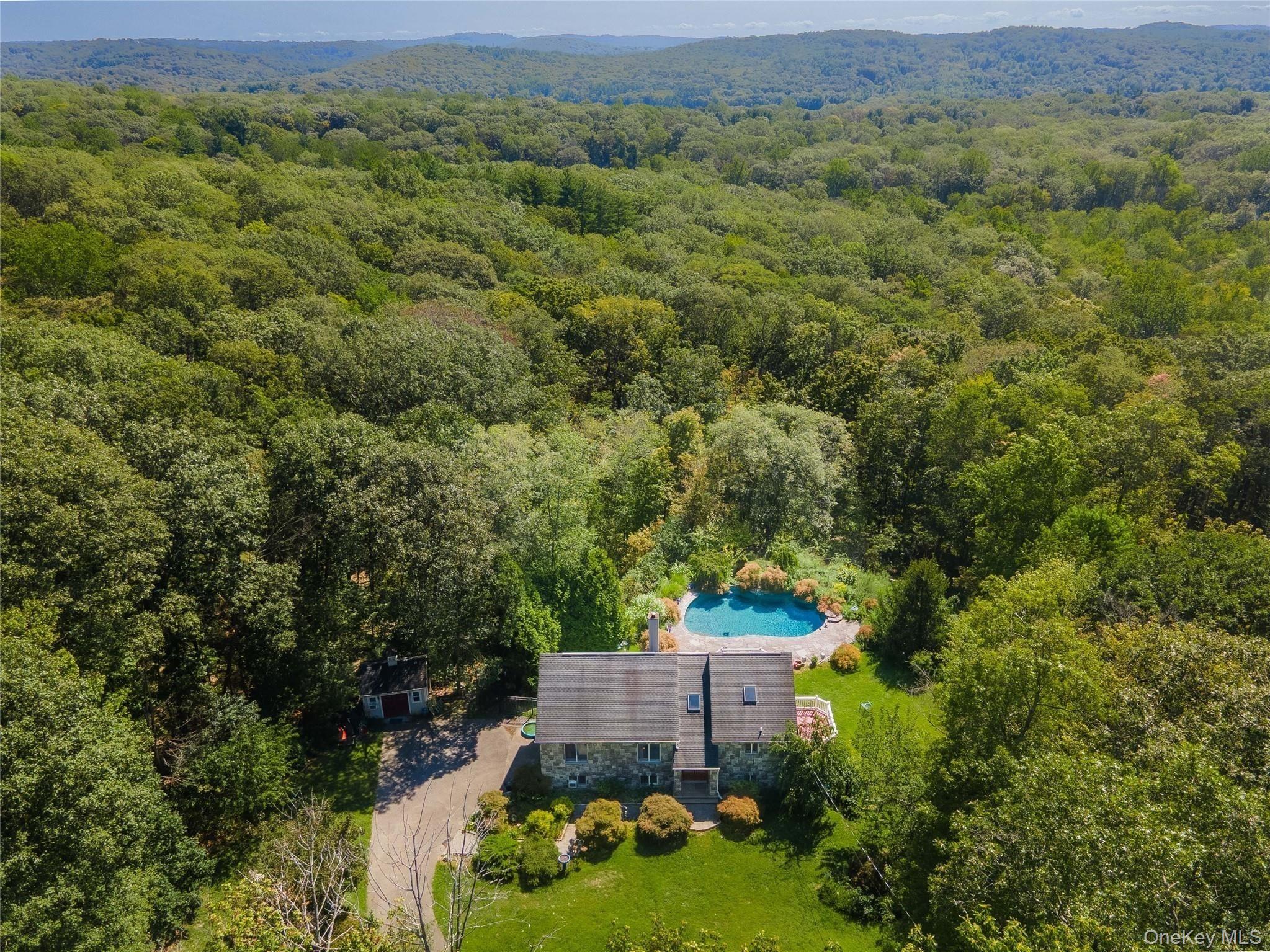 986 Cliff Avenue – For Sale