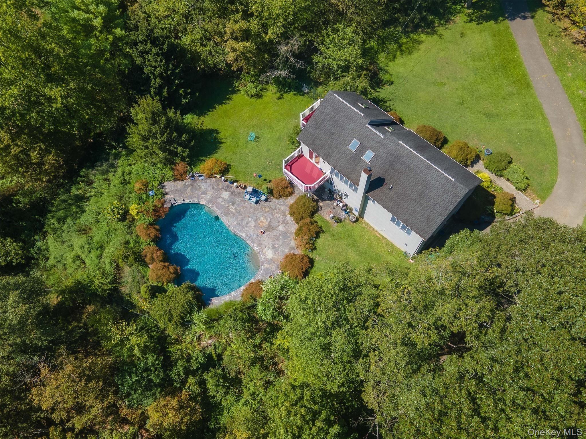 986 Cliff Avenue – For Sale photo 46