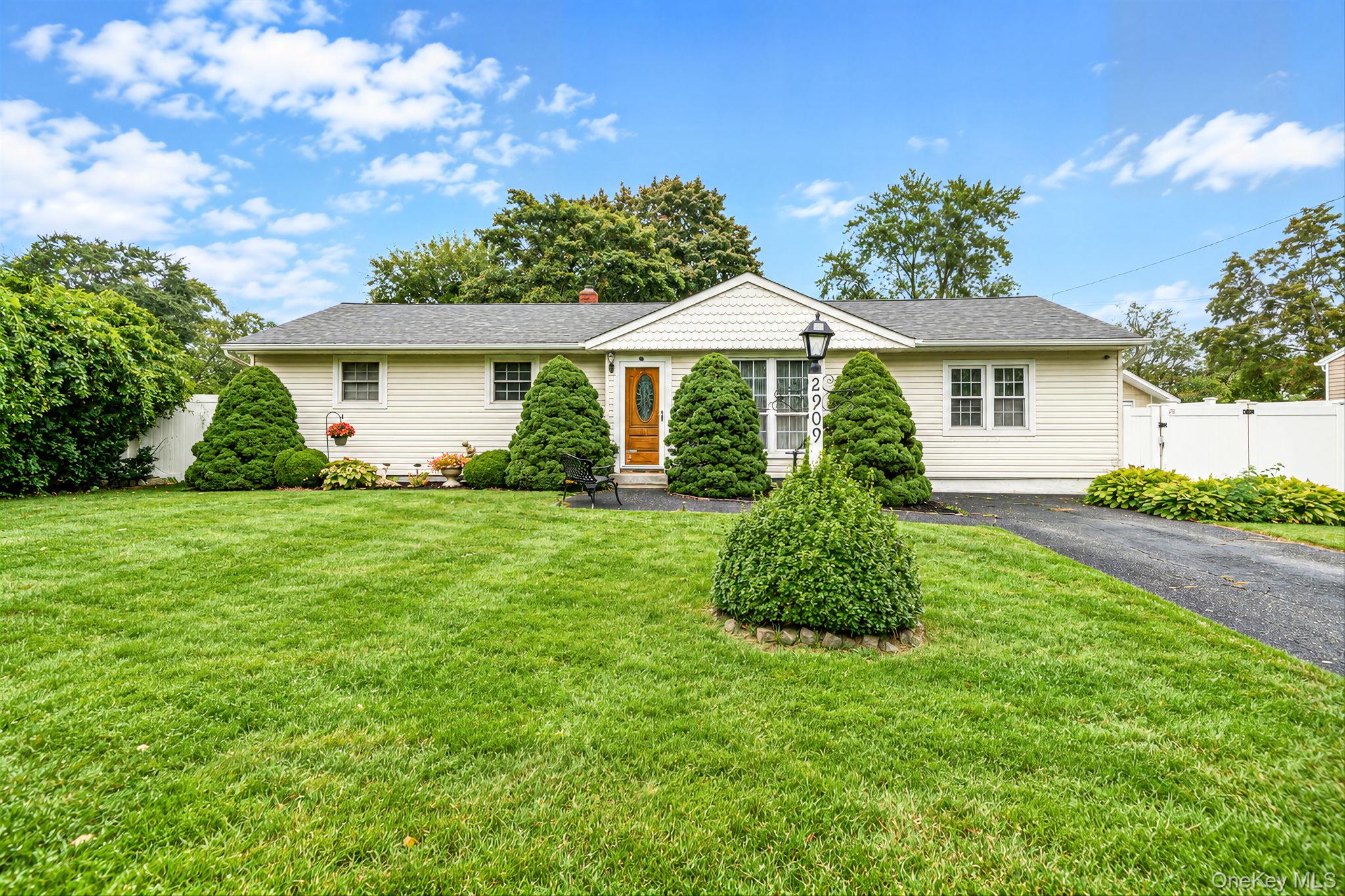 2909 Connecticut Avenue – For Sale