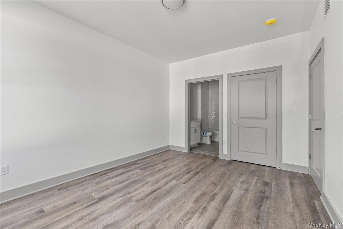 75 Forester Avenue, Unit 228 photo 6
