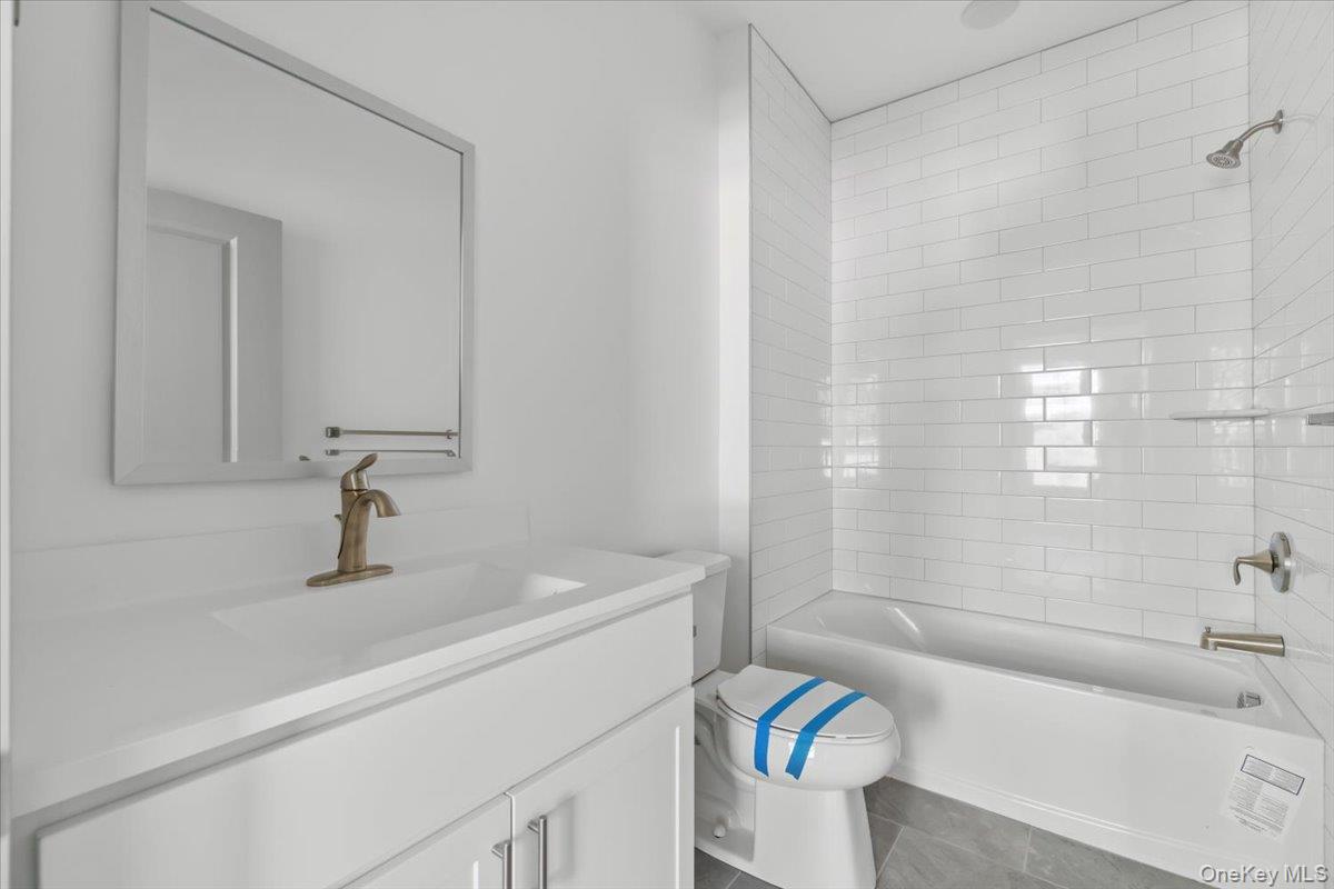 75 Forester Avenue, Unit 228 photo 7