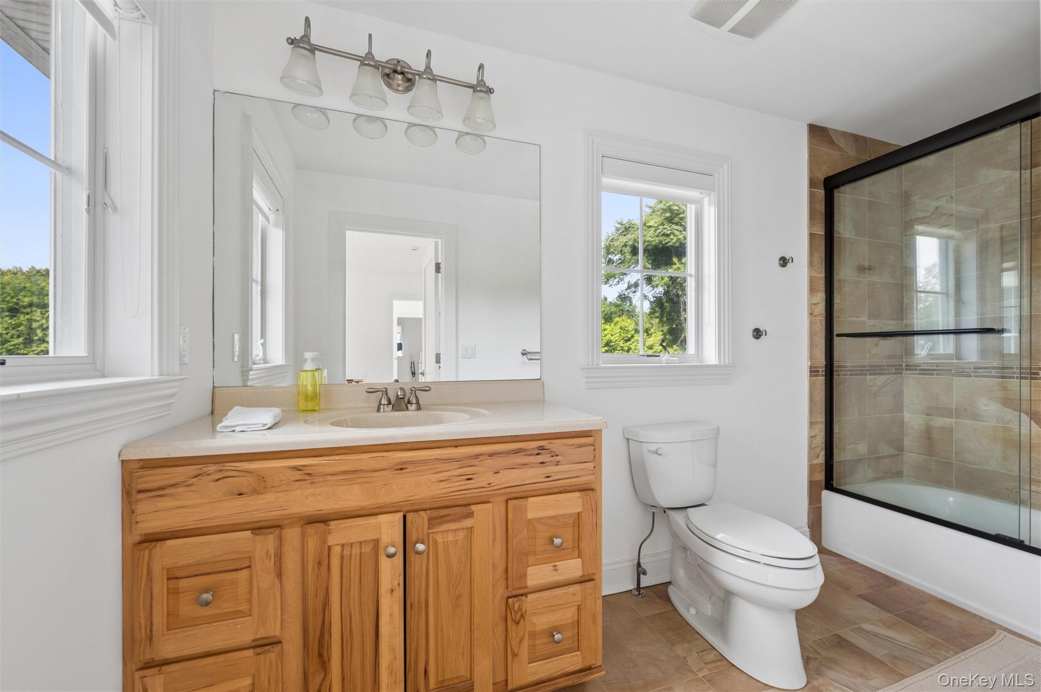8 Powers Drive – For Rent photo 18