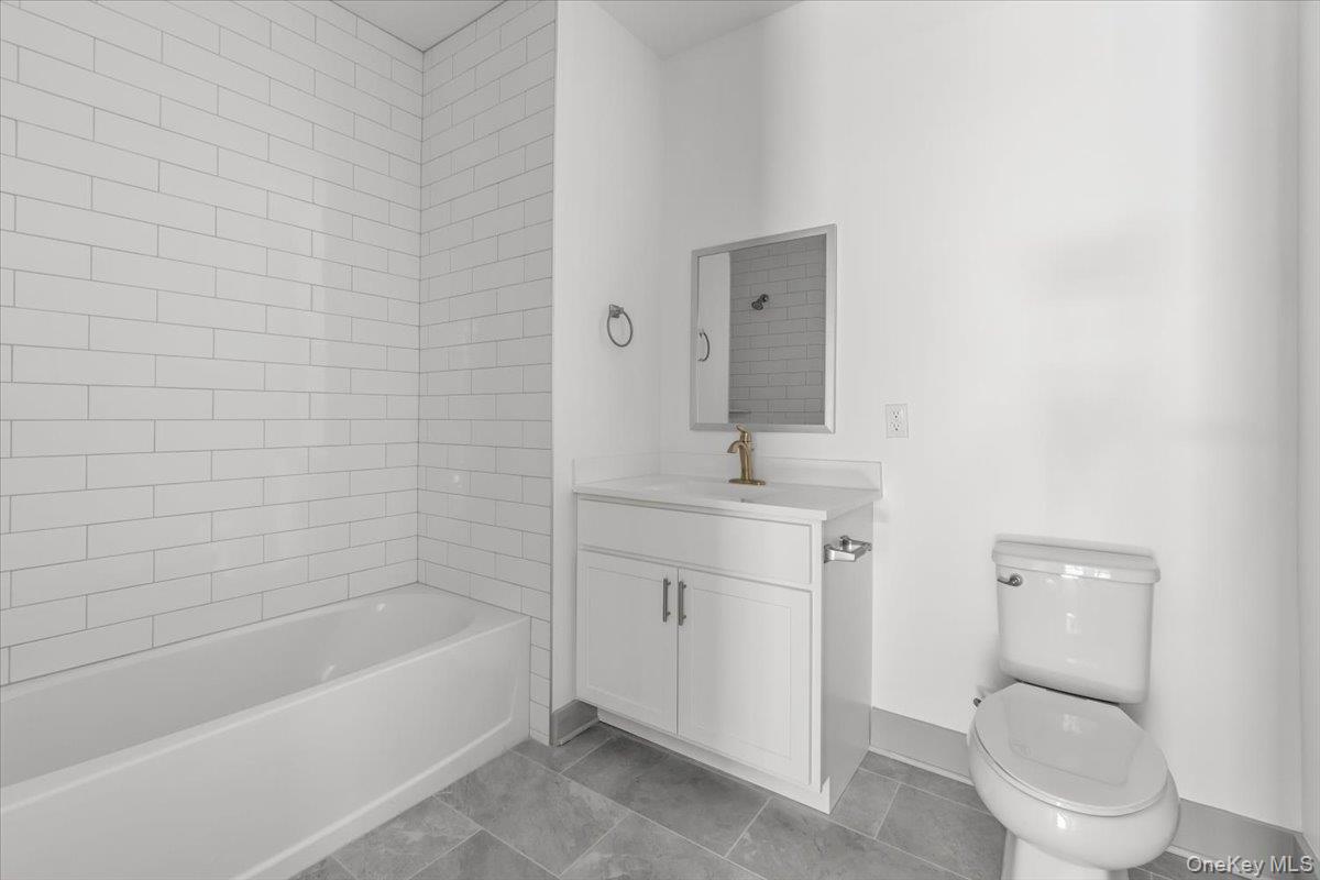 75 Forester Avenue, Unit 232 photo 8