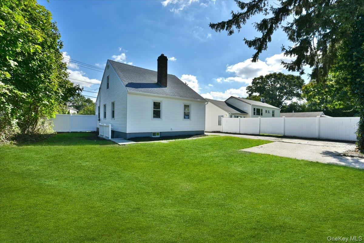 11 Grant Street – For Sale photo 25