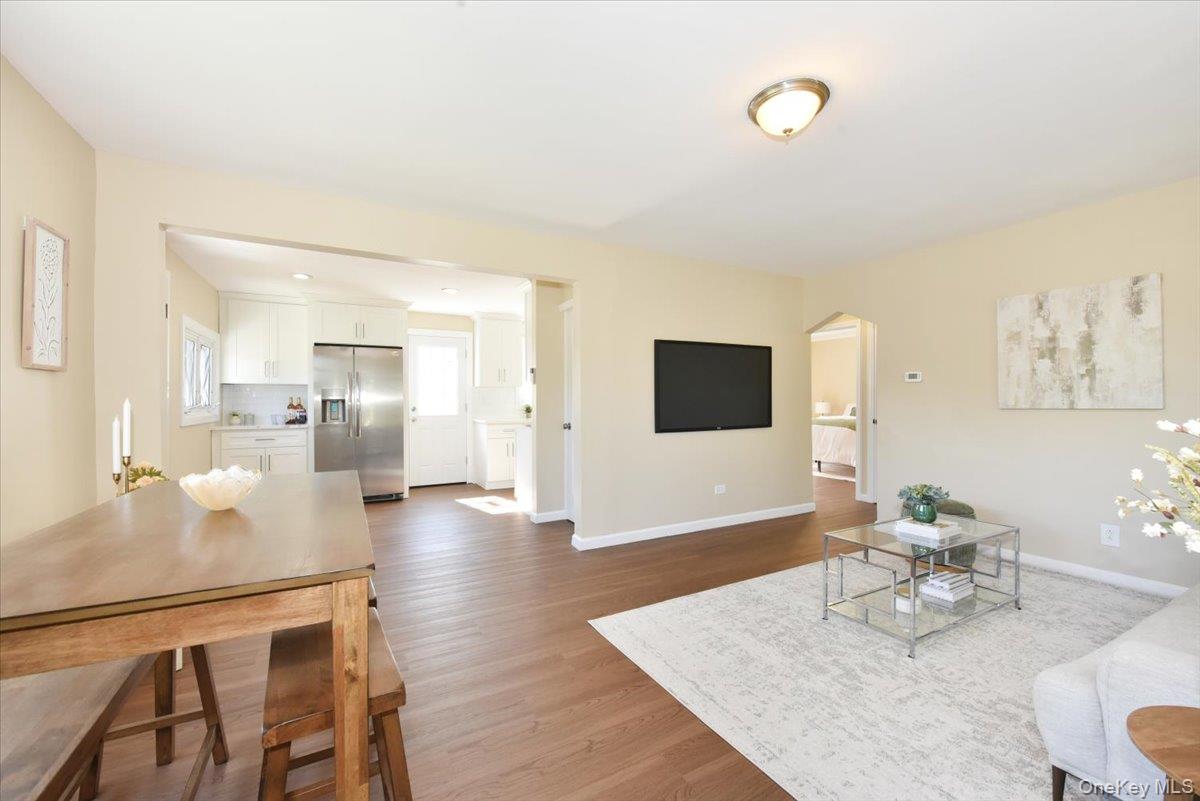 11 Grant Street – For Sale photo 3