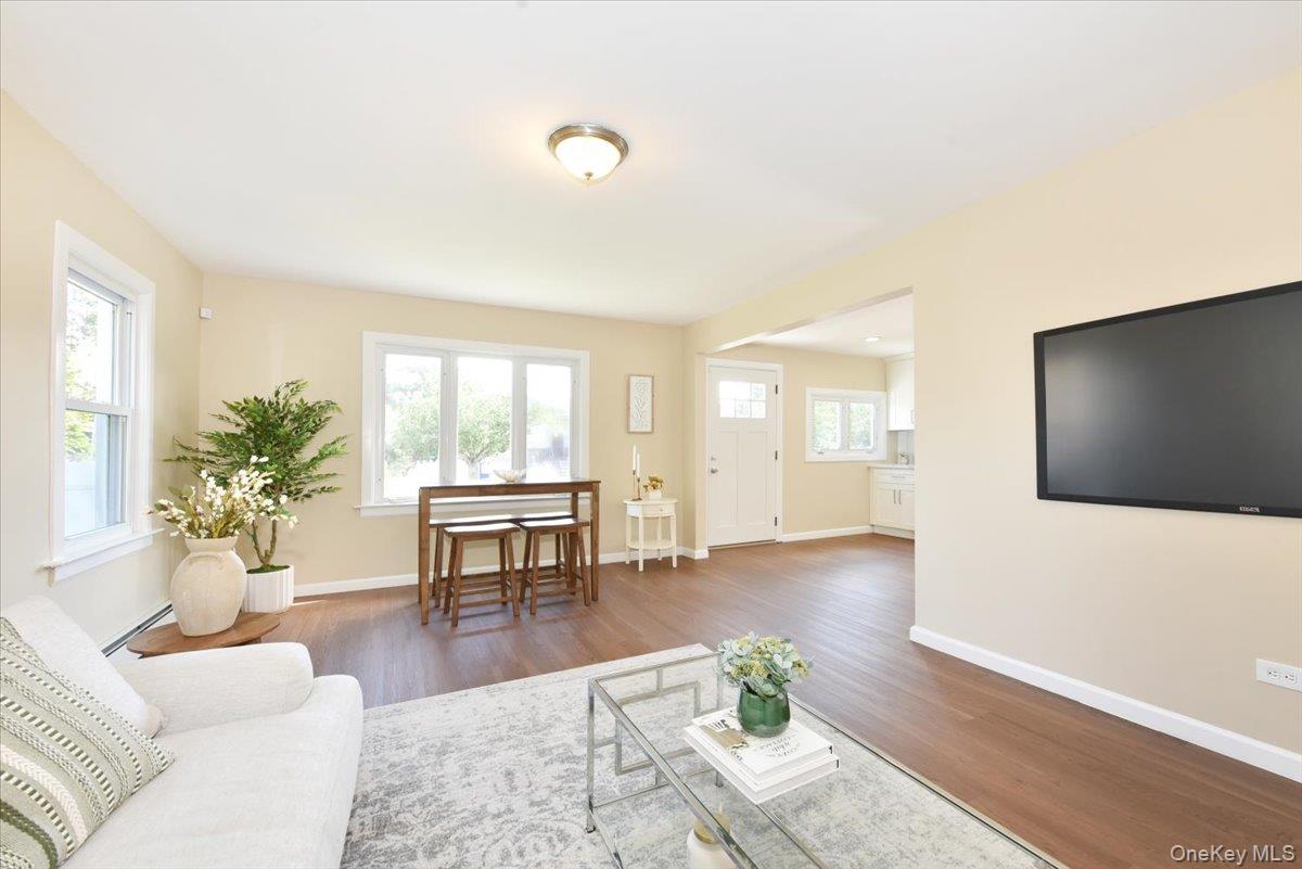 11 Grant Street – For Sale photo 6