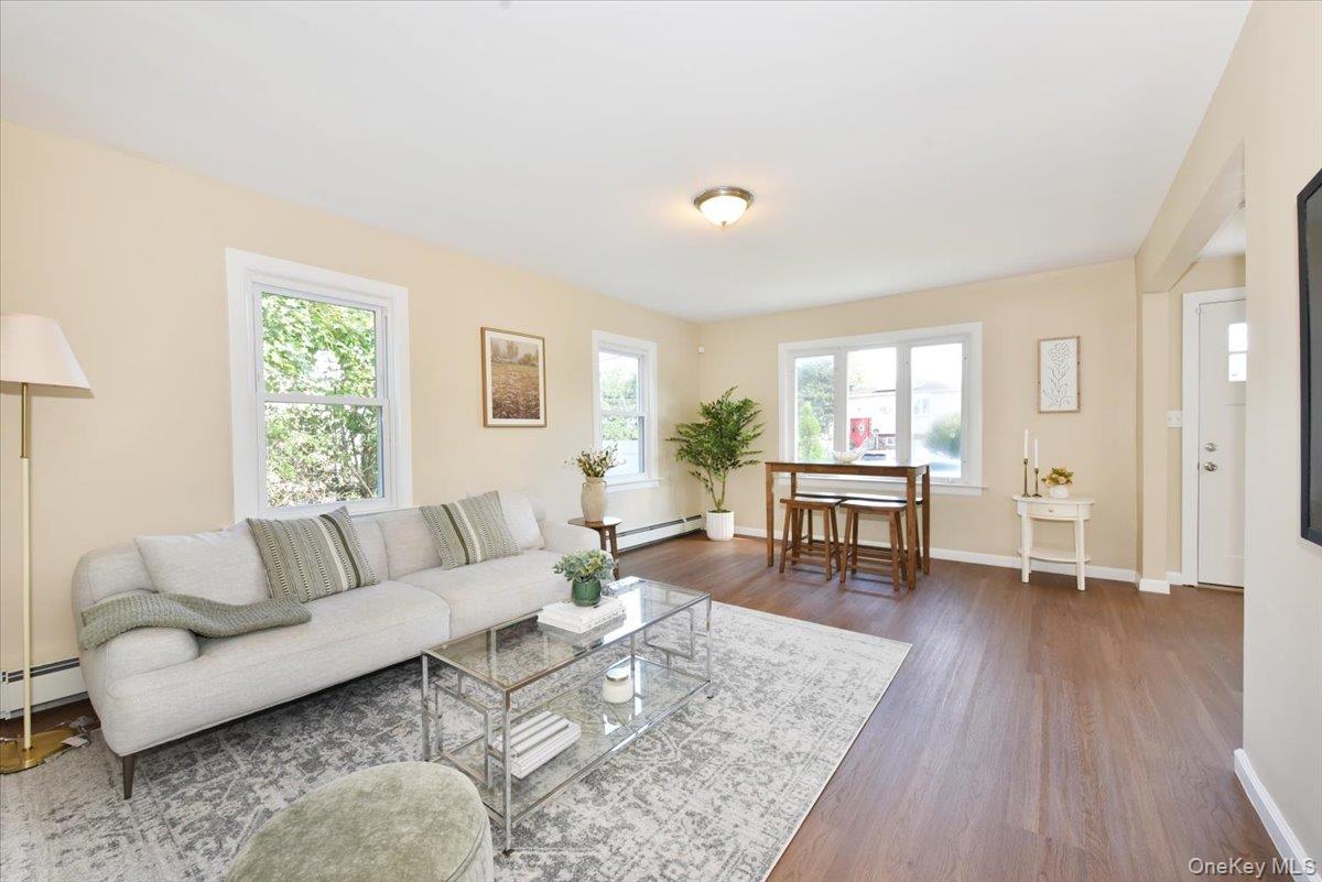 11 Grant Street – For Sale photo 2