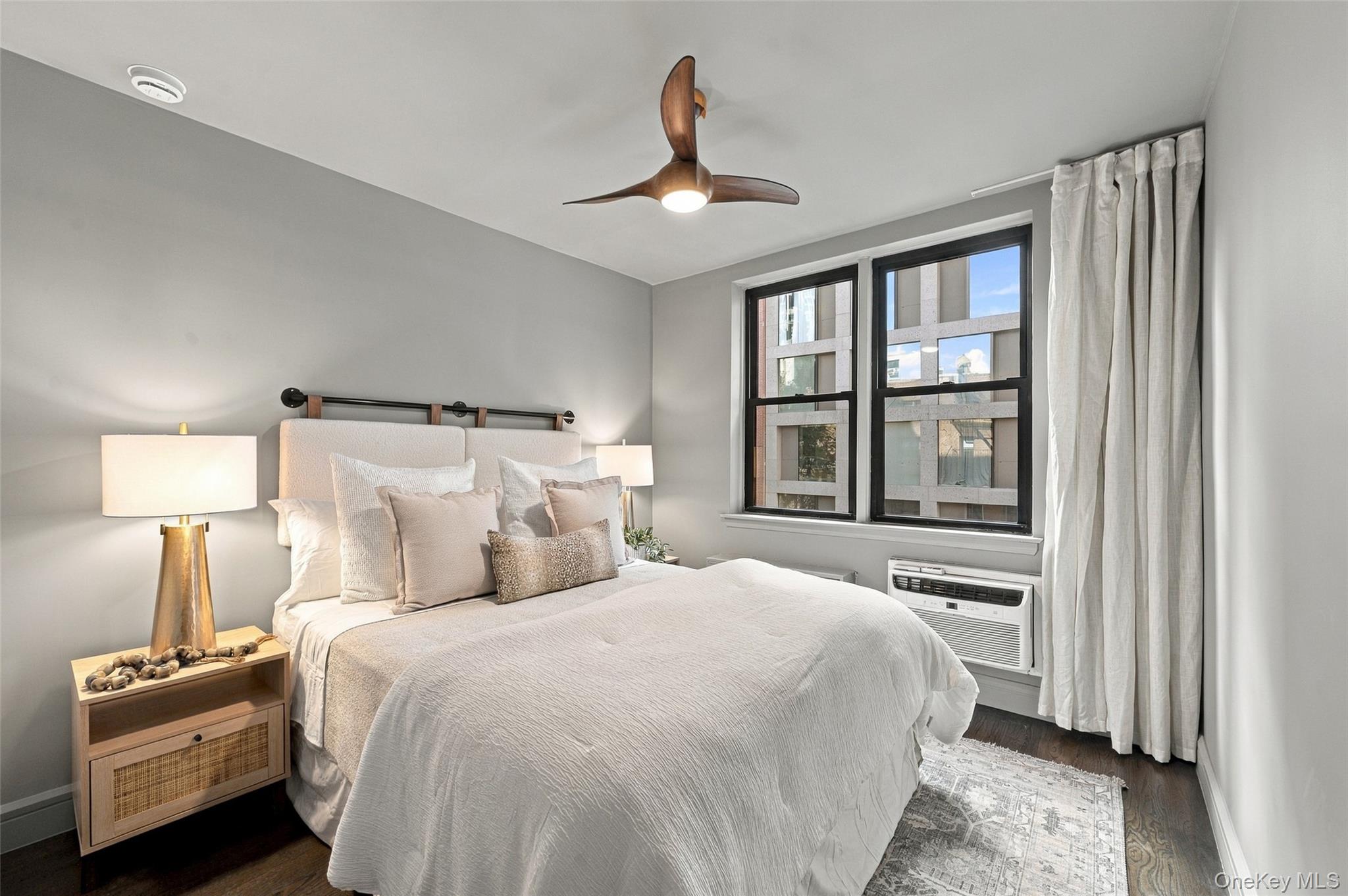 250 W 15th Street, Unit 6G photo 14