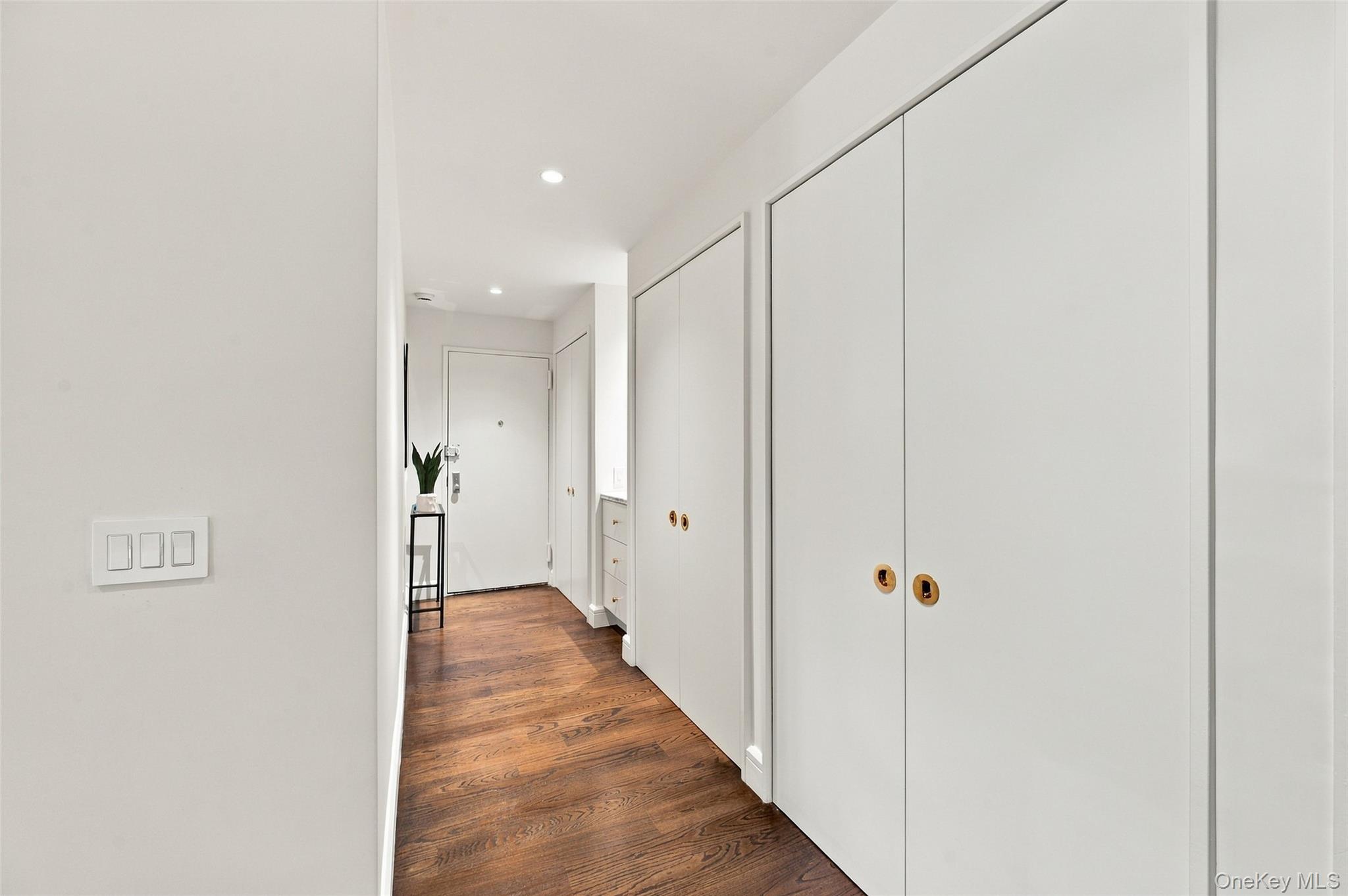 250 W 15th Street, Unit 6G photo 9