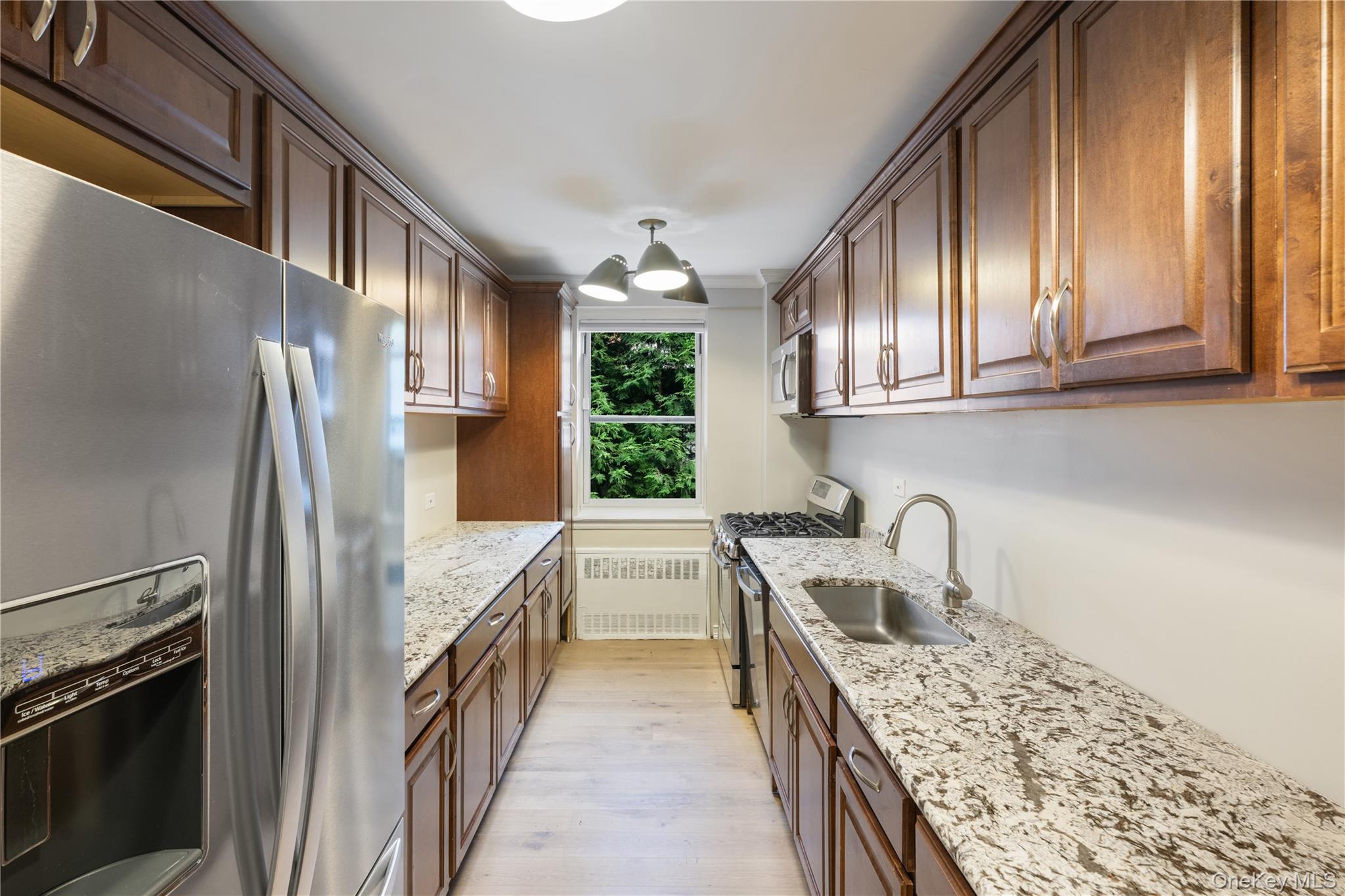 3725 Henry Hudson Parkway, Unit 2H photo 3