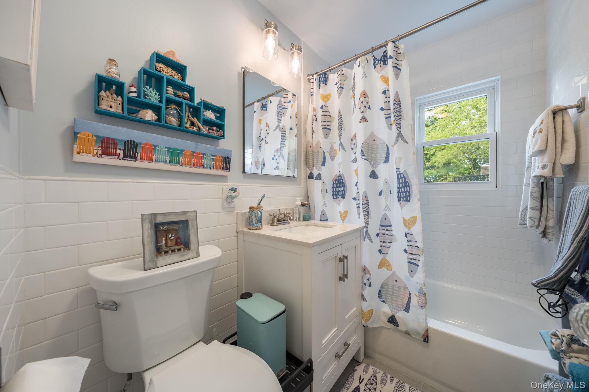38 Middle Neck Road – For Sale photo 7