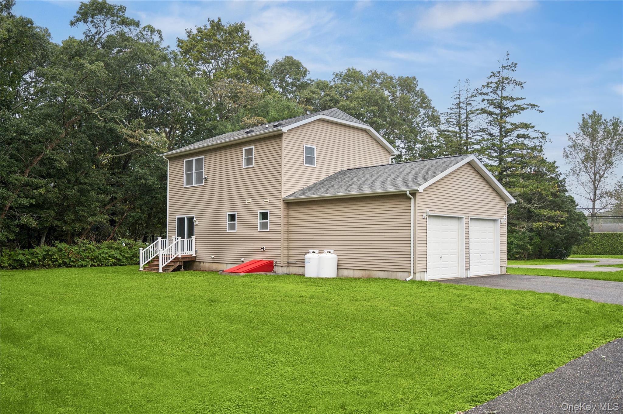 147A Old Country Rd – For Sale photo 21