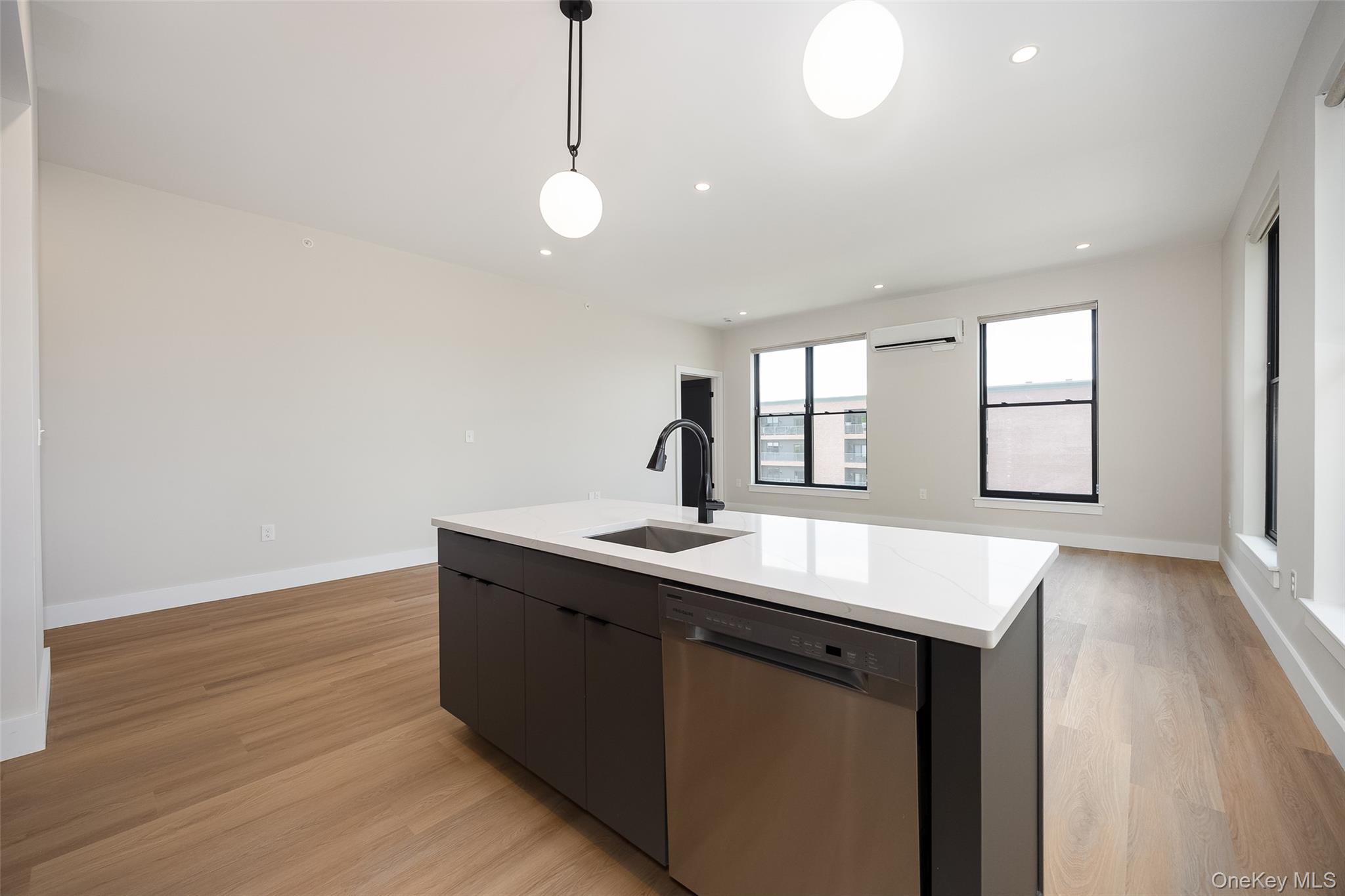364 Main Street, Unit 310 photo 4