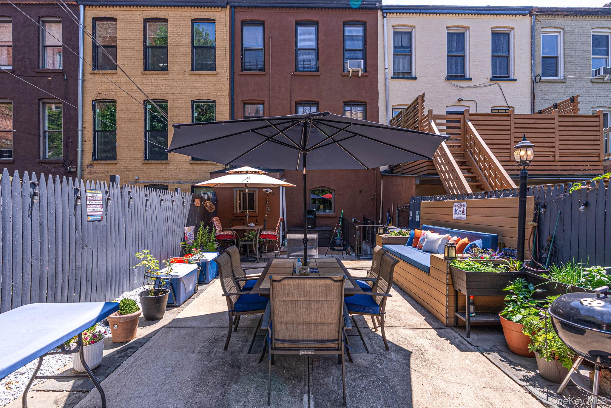 885A Putnam Avenue – For Sale photo 29