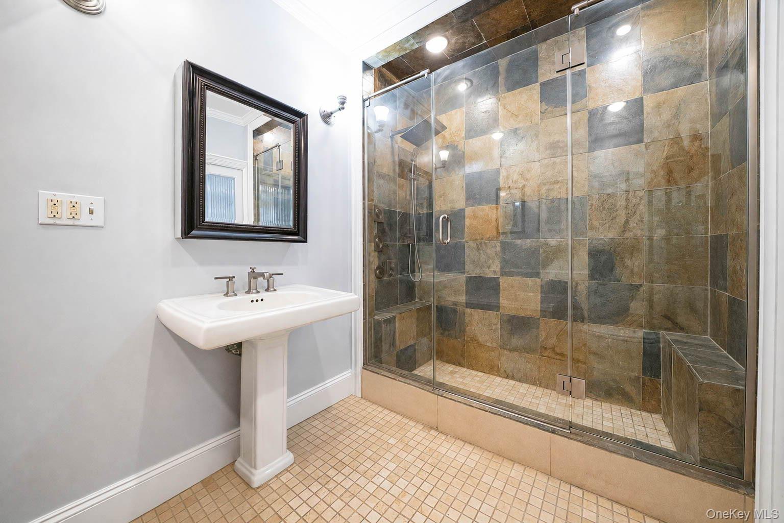 885A Putnam Avenue – For Sale photo 17