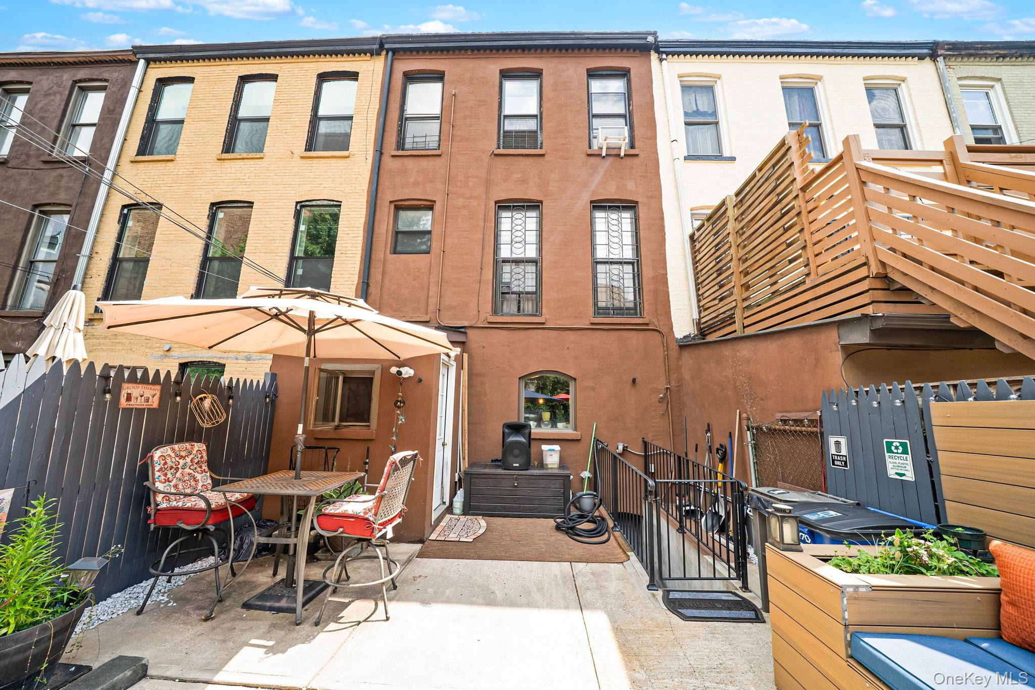 885A Putnam Avenue – For Sale photo 28