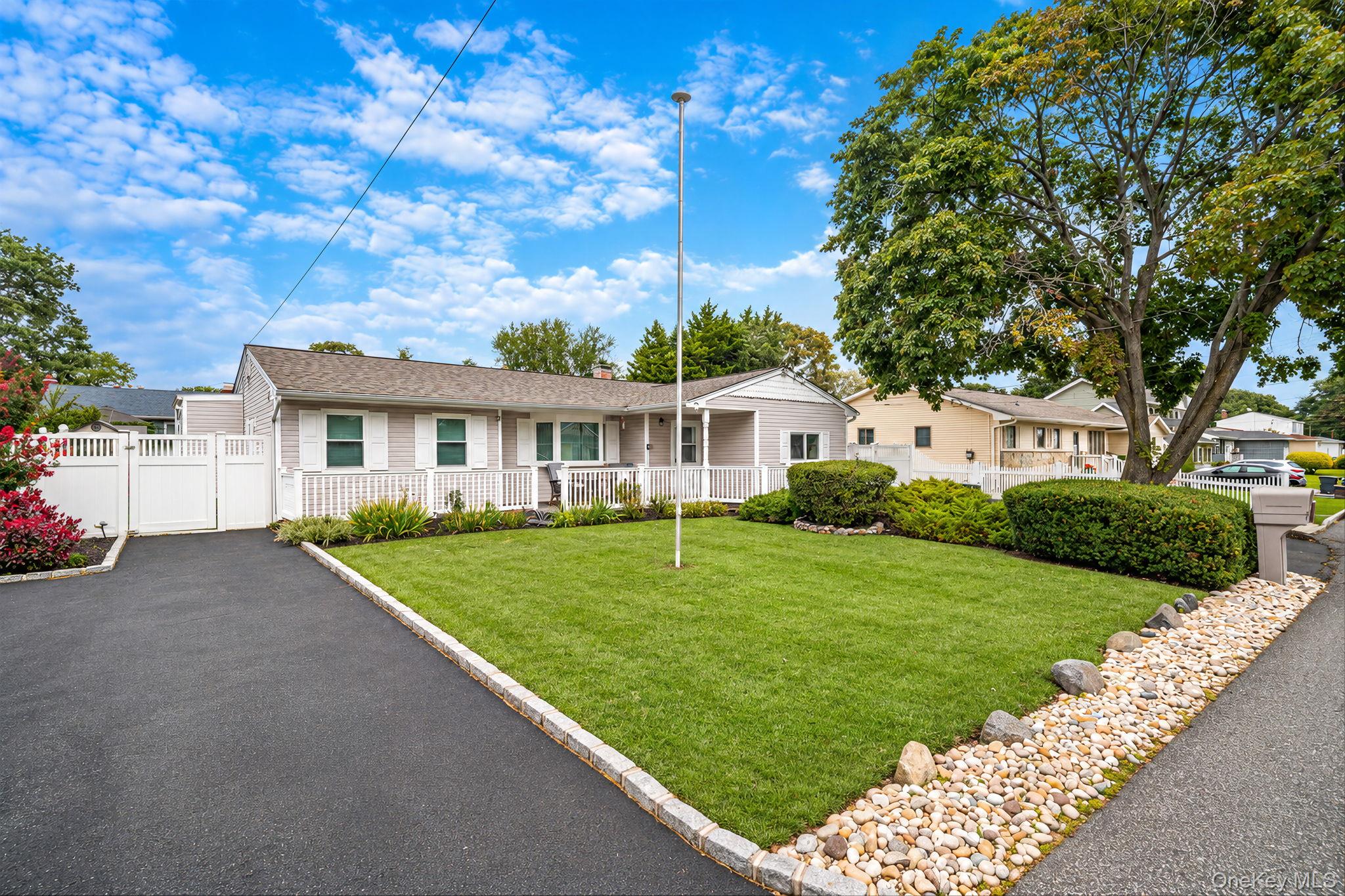 179 Ford Street – For Sale photo 2