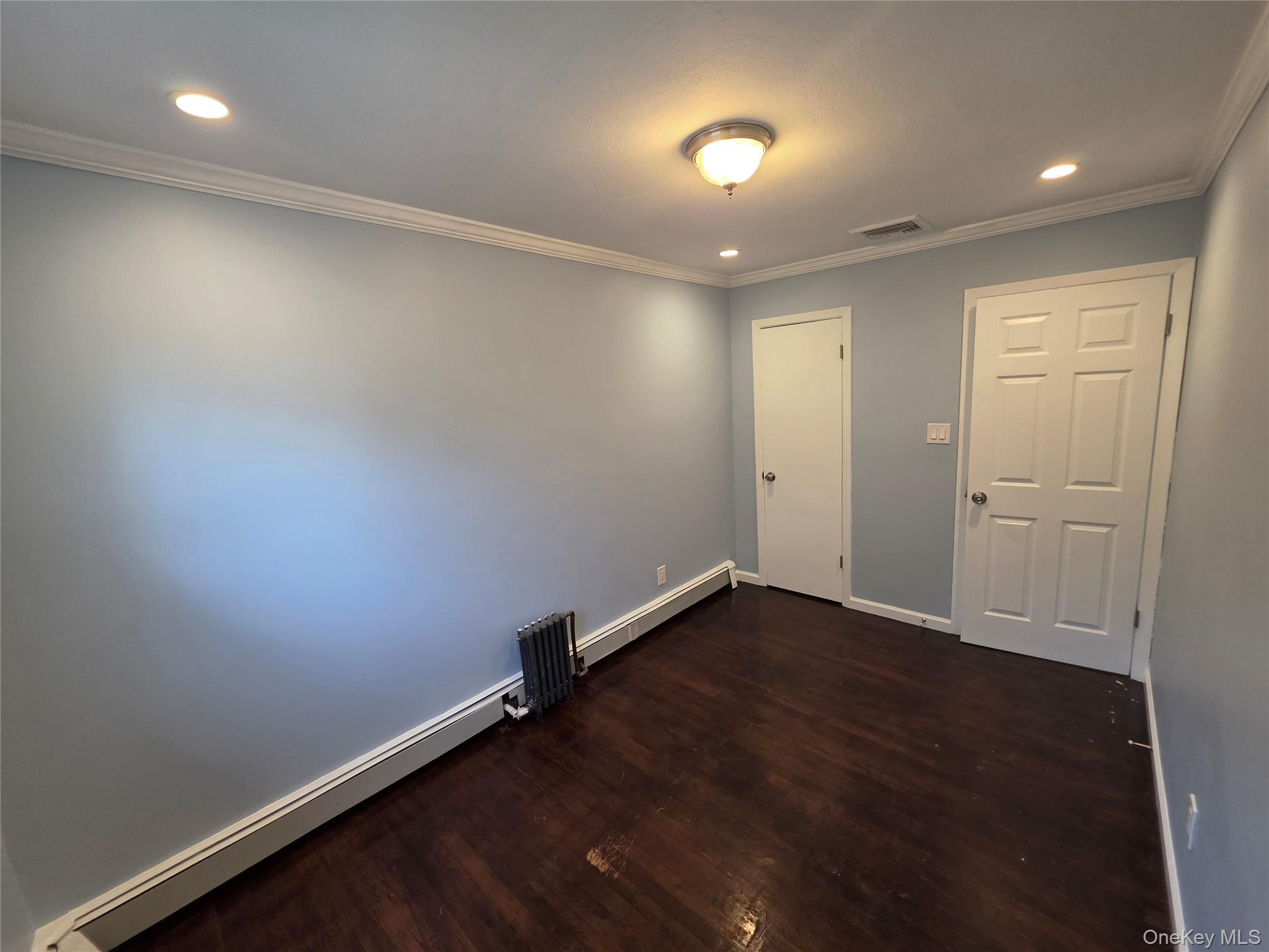 32-23 Plunkett Avenue, Unit 1 photo 10