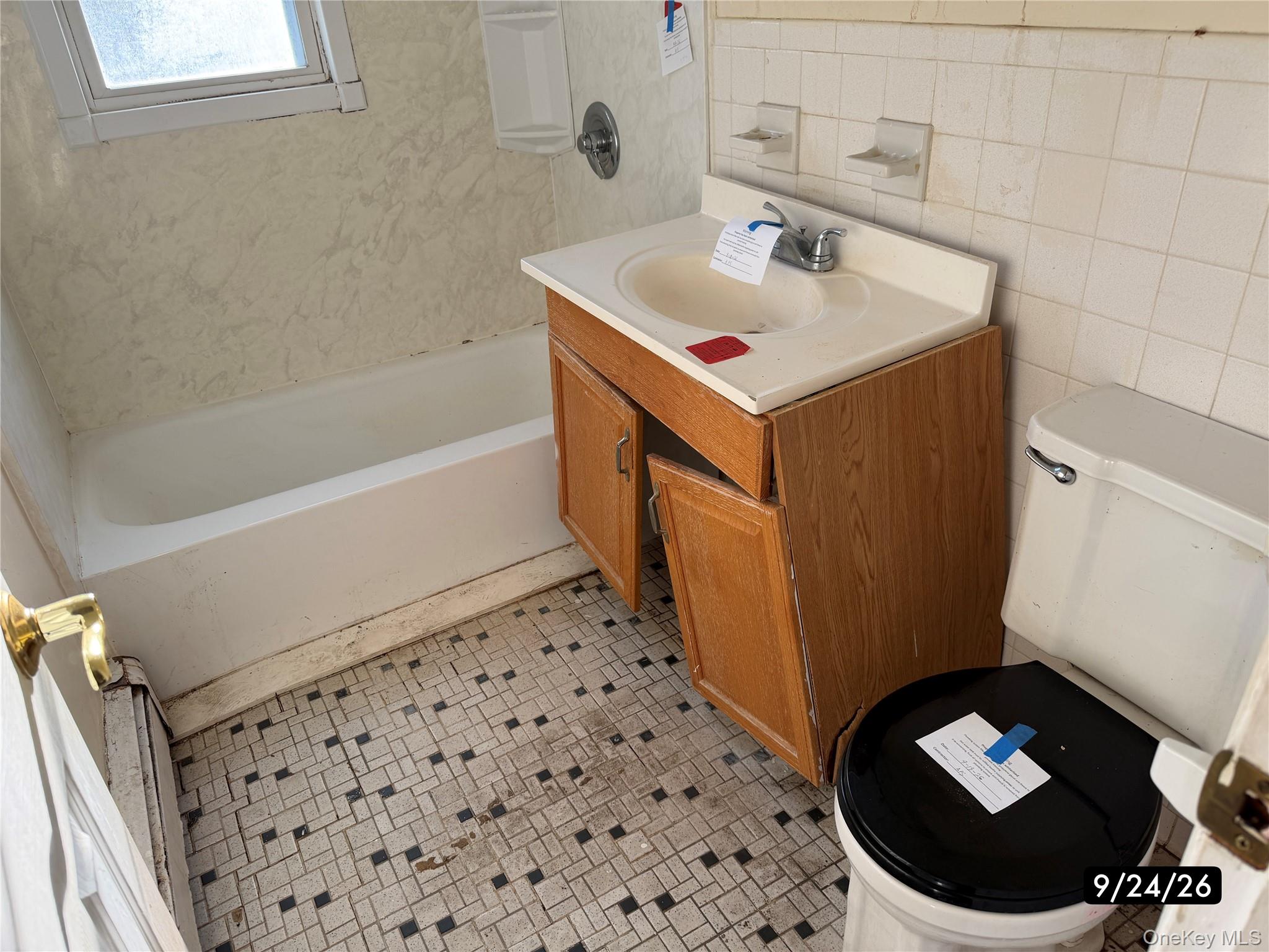 2710 South Rd, Unit F7 photo 4