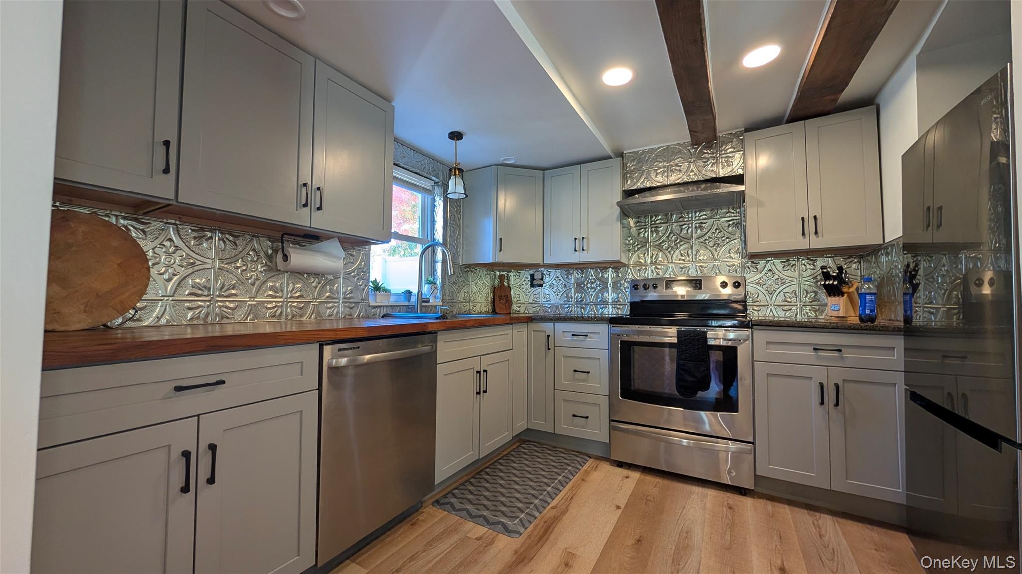 9 Academy Street – For Sale photo 14