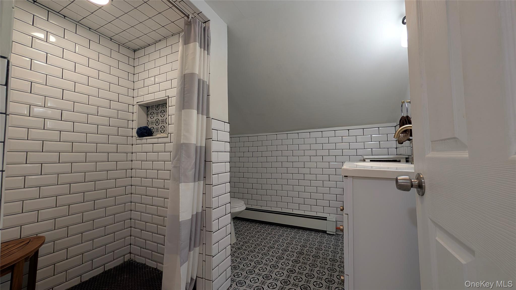 9 Academy Street – For Sale photo 32