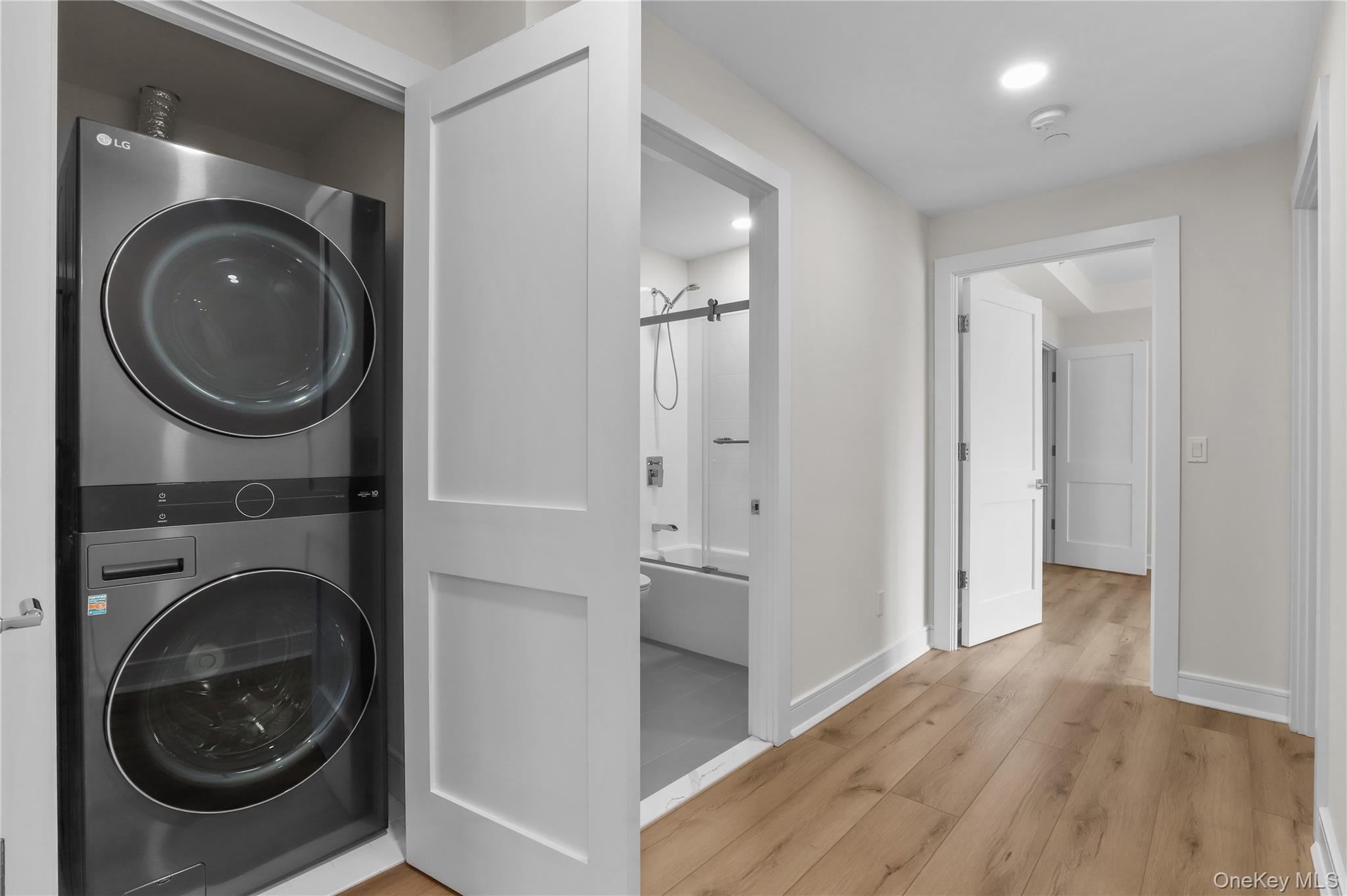 11 Purdy Street, Unit 302 photo 8