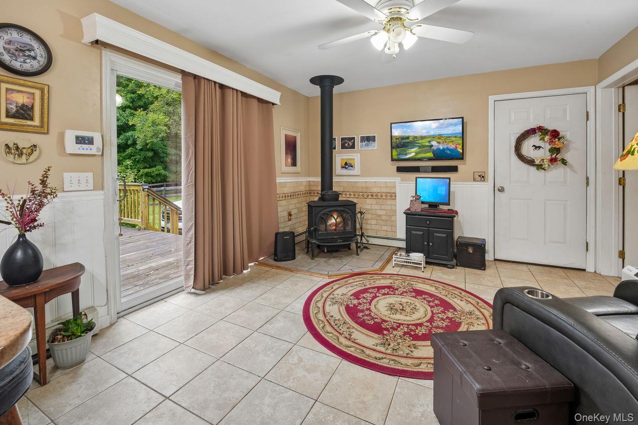 131 King Road – For Sale photo 9