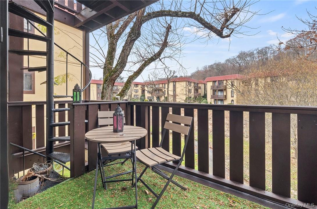 1 Granada Crescent, Unit 4 photo 13