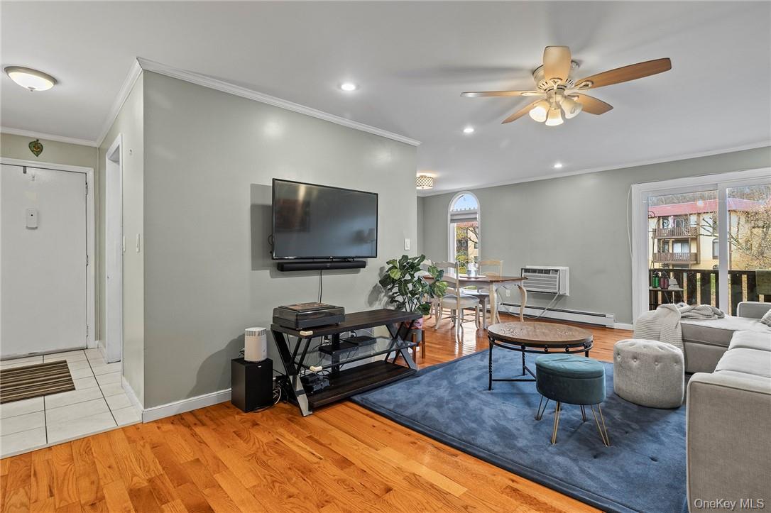 1 Granada Crescent, Unit 4