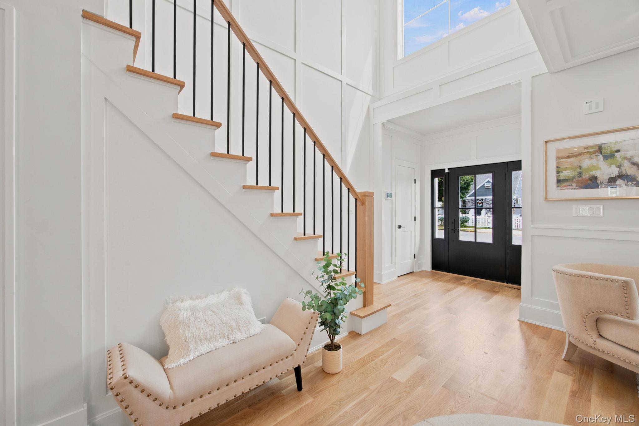400 Langley Avenue – For Sale photo 2