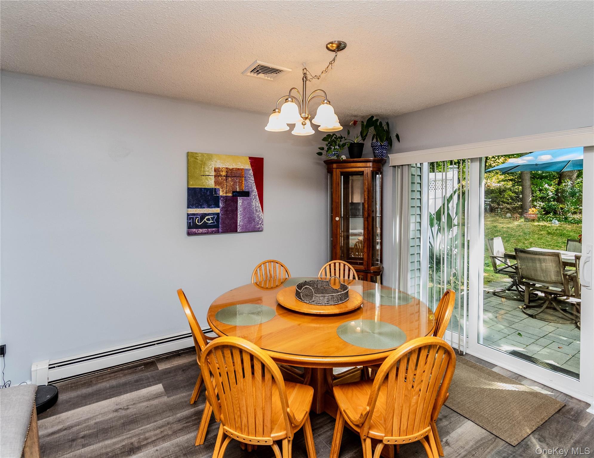 82 Cornwall Circle – For Sale photo 15