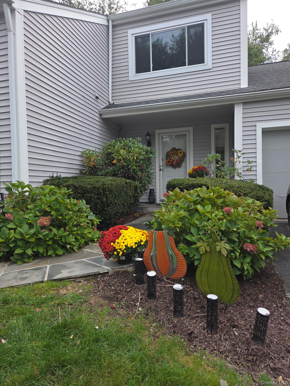 82 Cornwall Circle – For Sale