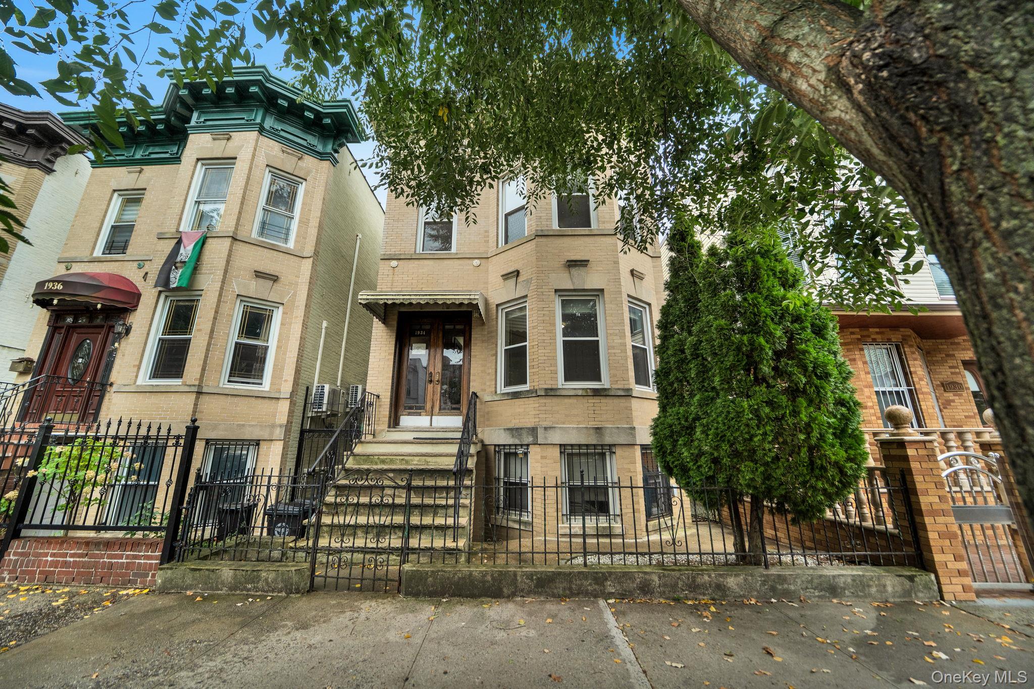1934 Benedict Avenue – For Sale photo 43