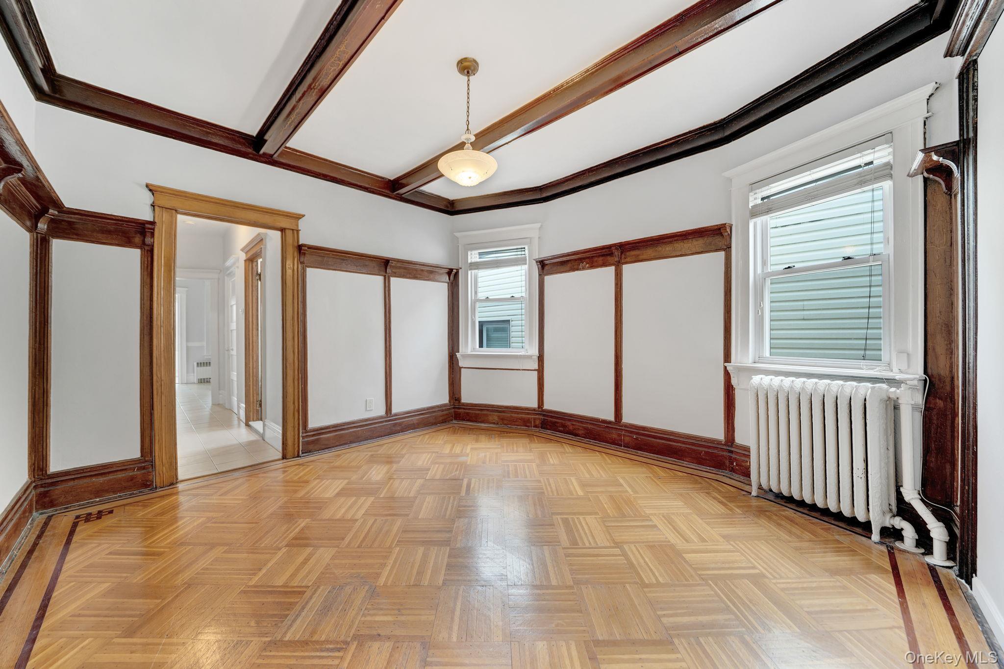 1934 Benedict Avenue – For Sale photo 12