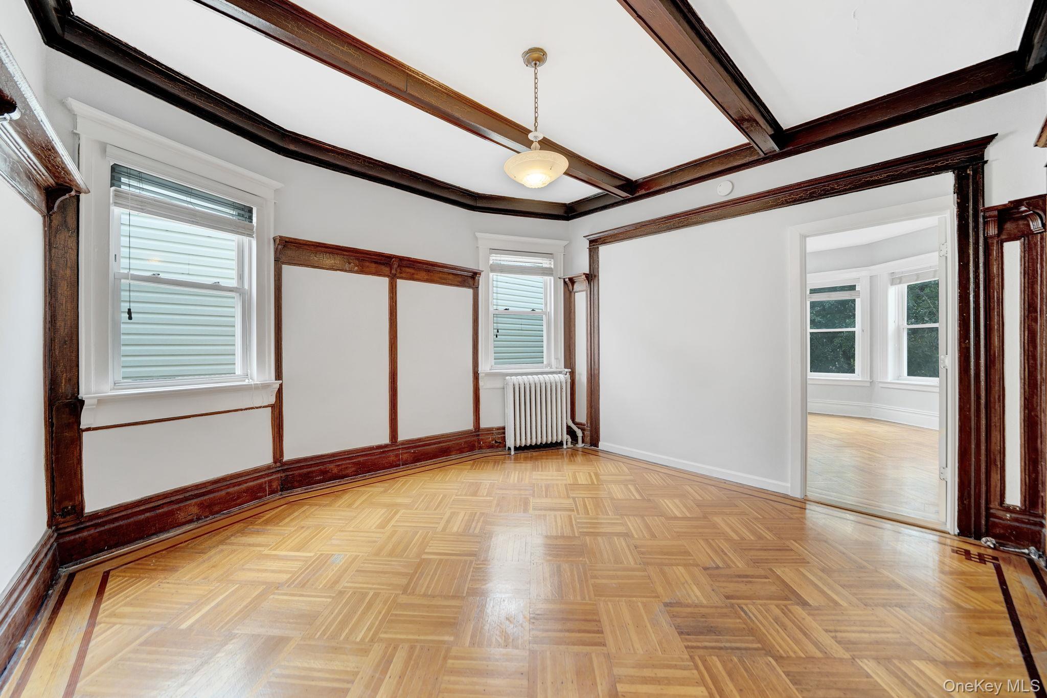 1934 Benedict Avenue – For Sale photo 11