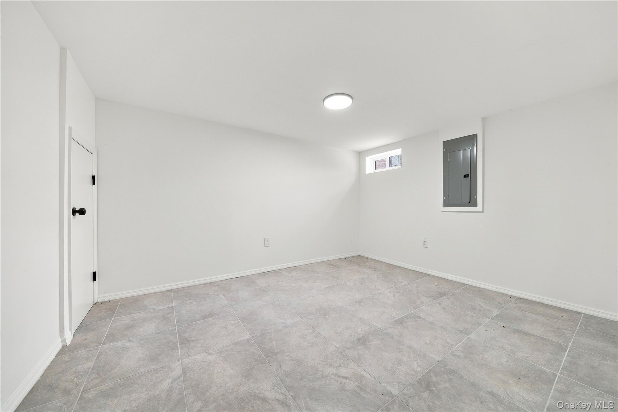 1977 Jackson Avenue – For Sale photo 25