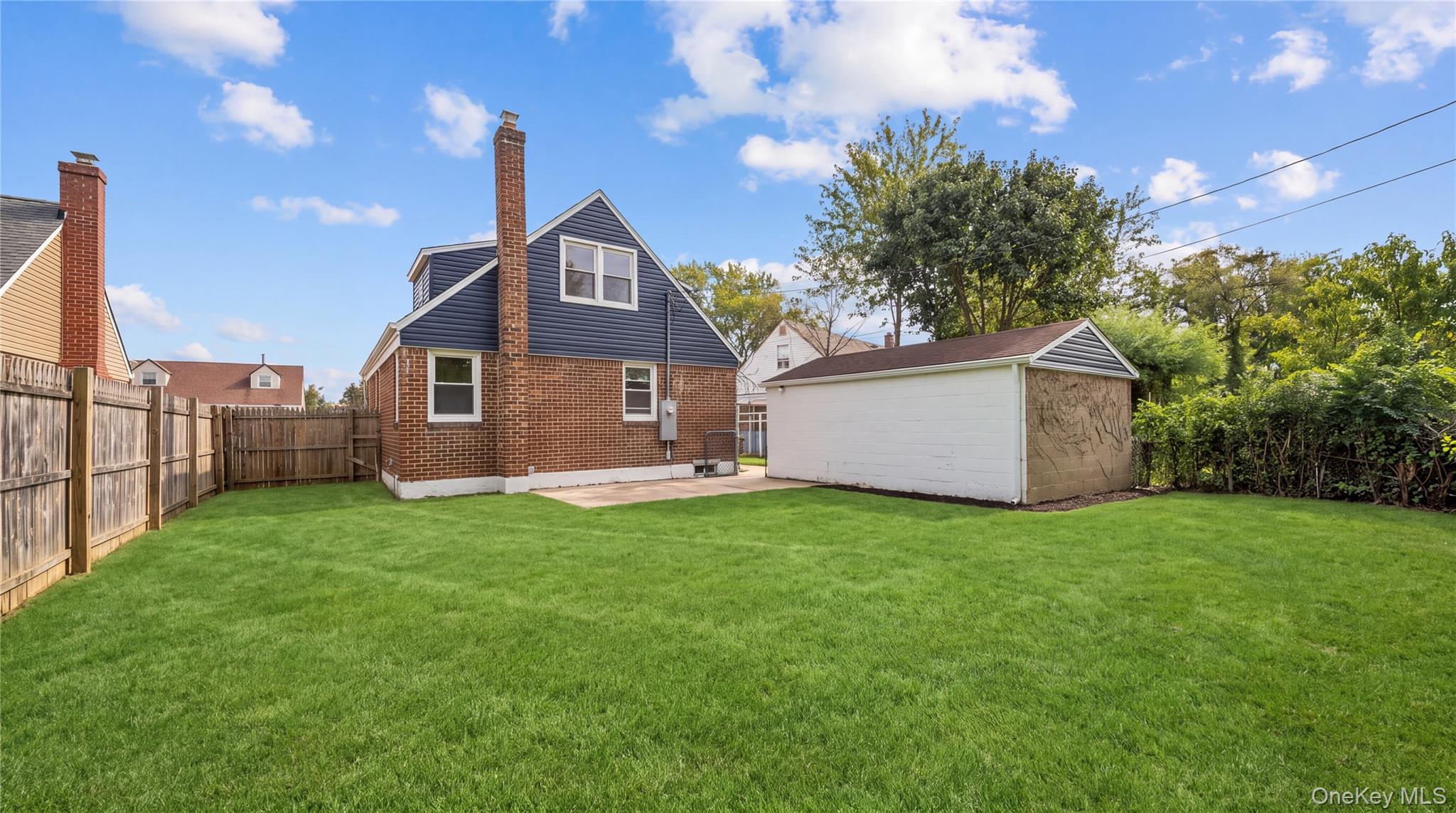 1977 Jackson Avenue – For Sale photo 27