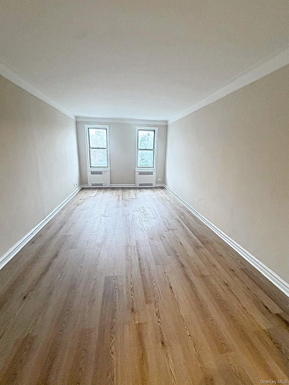 4115 45th Street, Unit 6L photo 2