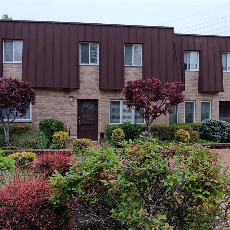 200 Hilton Avenue, Unit 30 photo 26