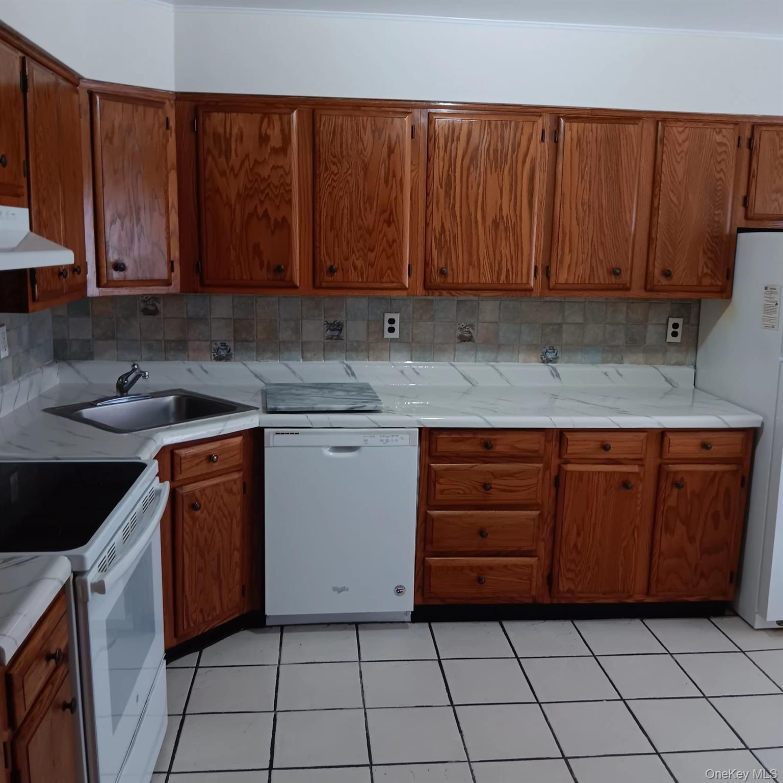 200 Hilton Avenue, Unit 30 photo 10