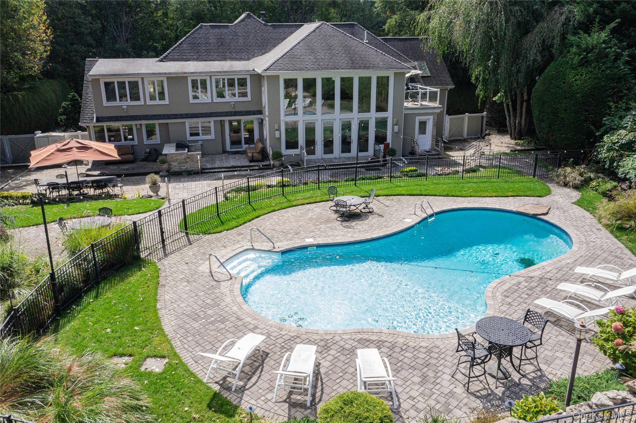 25 Oriole Way – For Sale photo 4