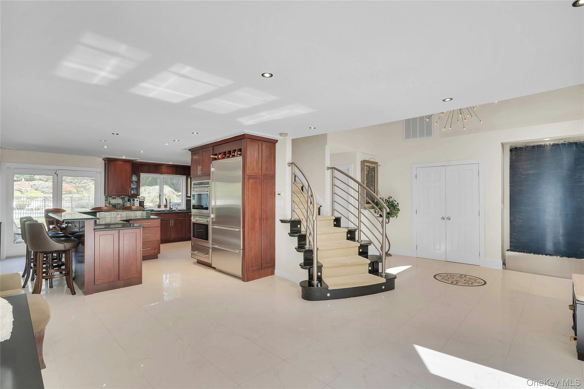25 Oriole Way – For Sale photo 8
