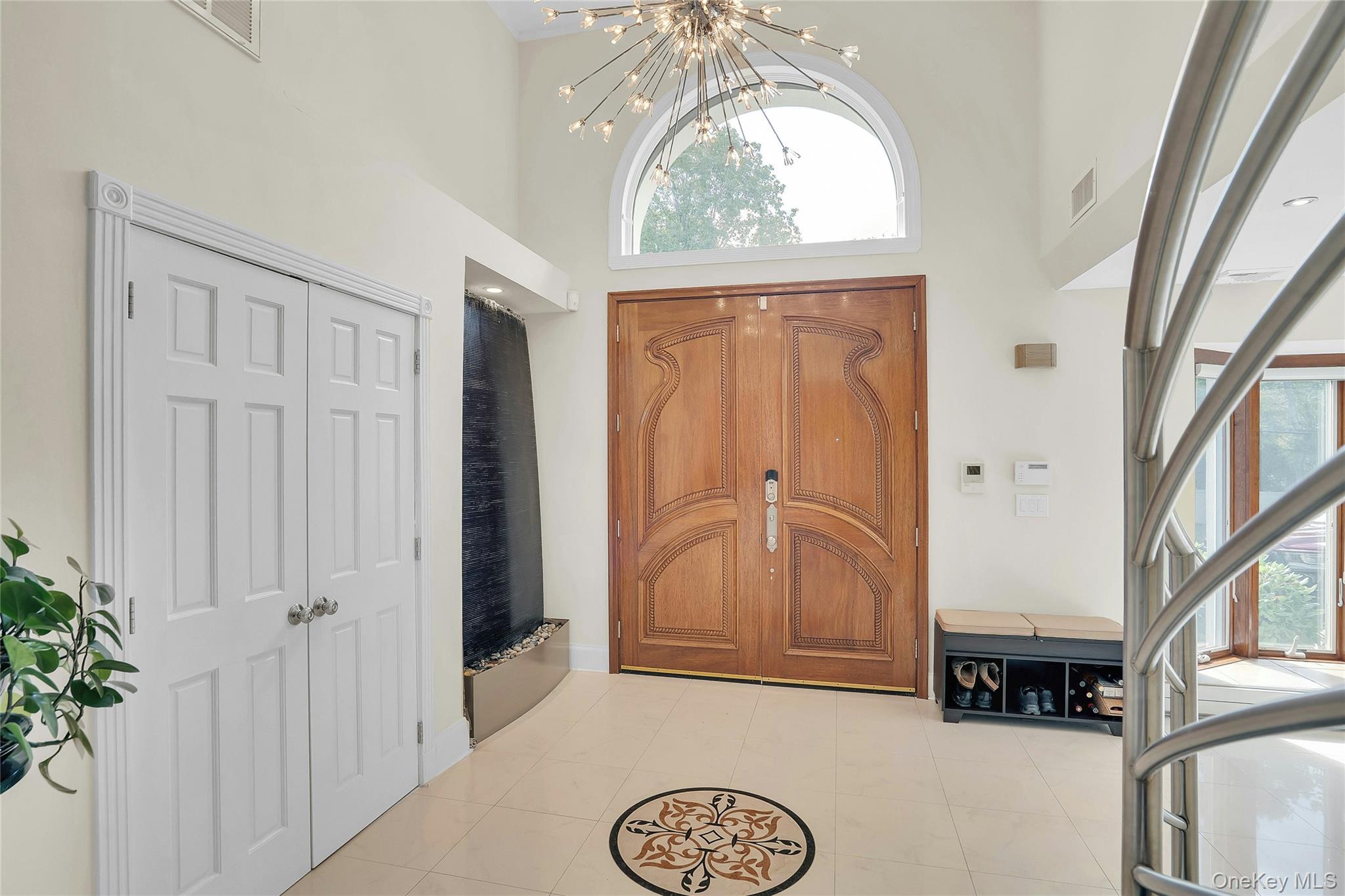 25 Oriole Way – For Sale photo 9