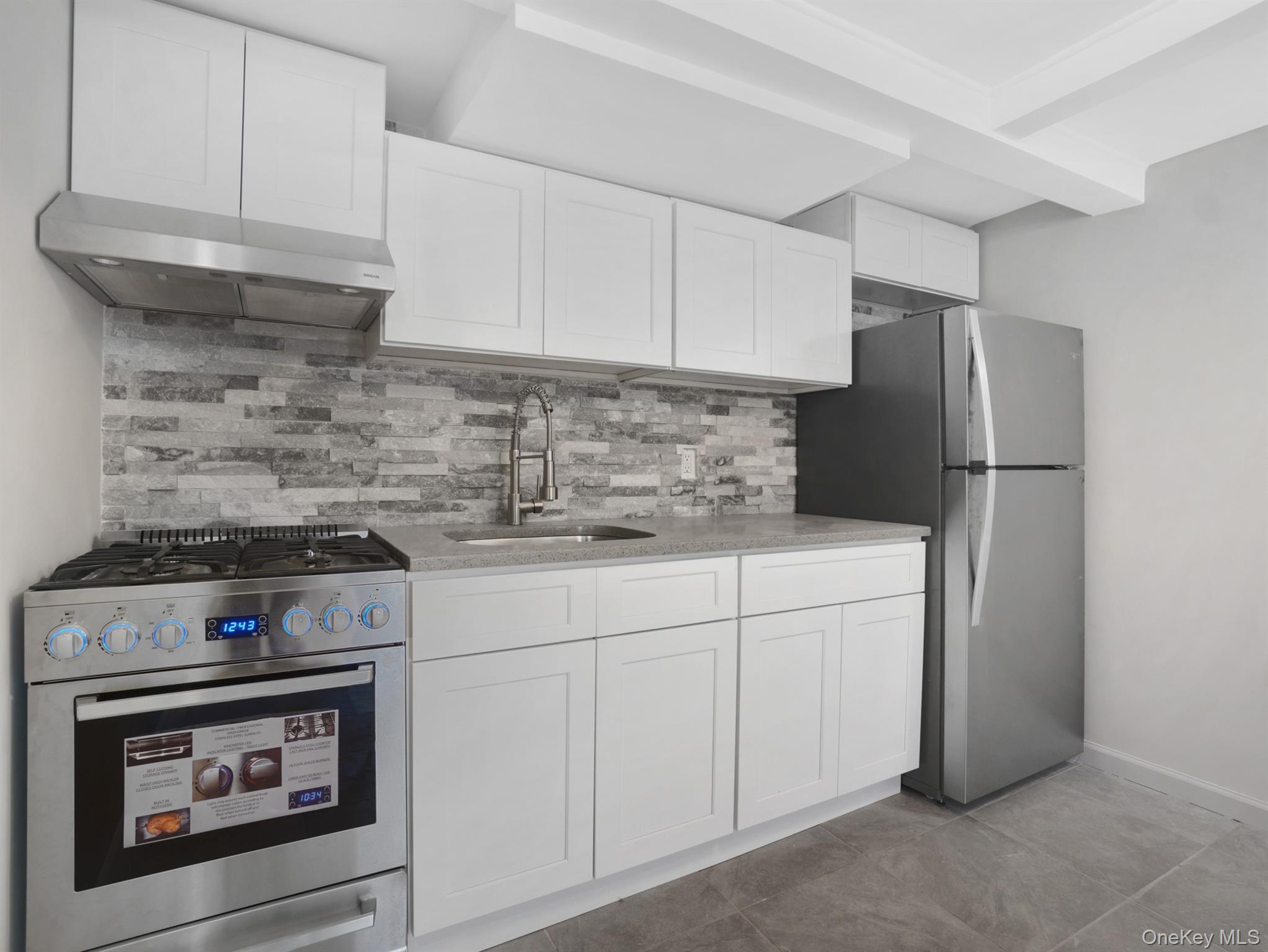 169 Barbara – For Rent photo 2