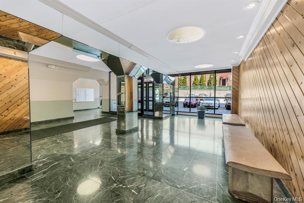 1523 Central Park, Unit 8F photo 8