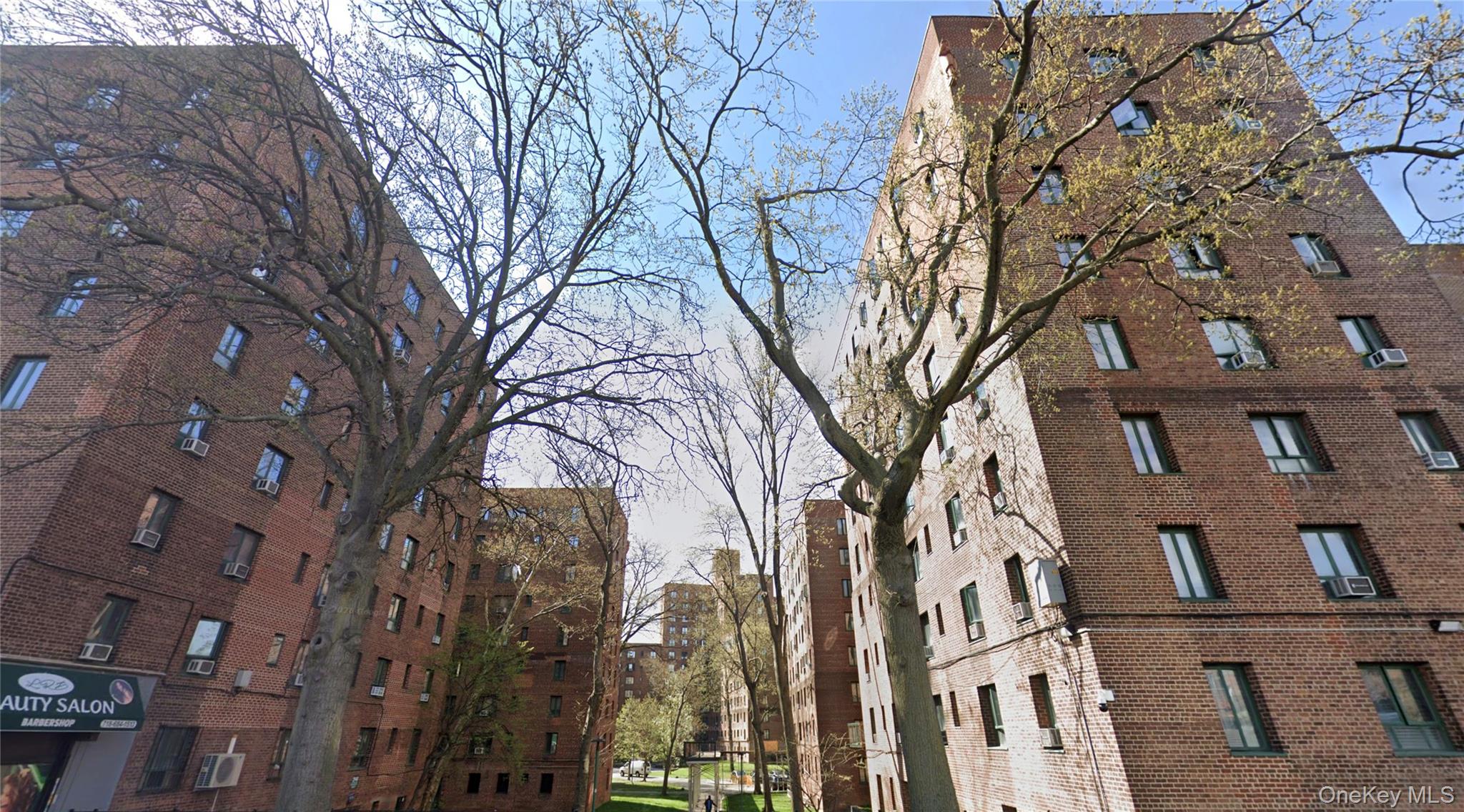 2120 E Tremont Avenue, Unit 3H