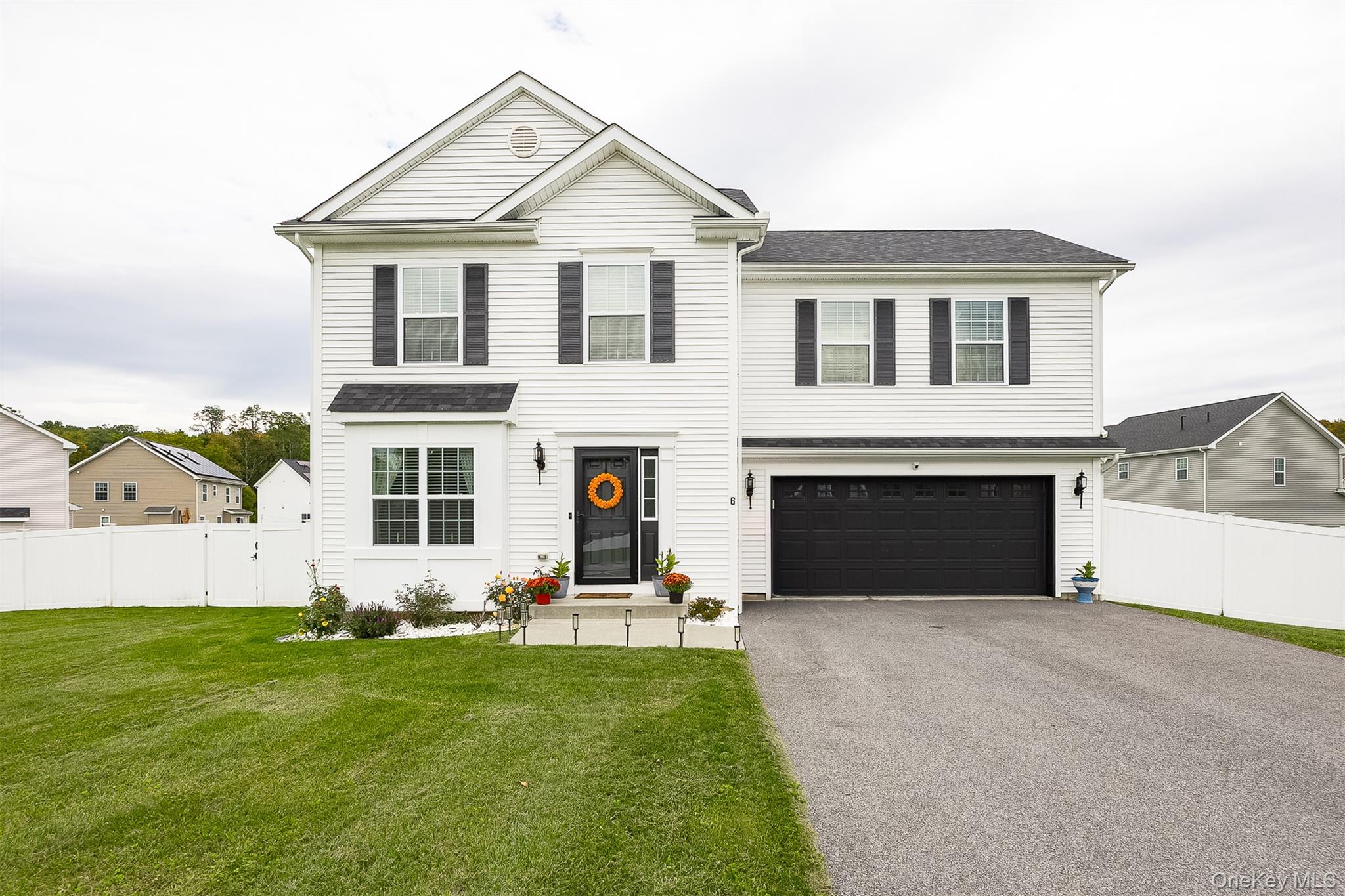 6 Stonewall Circle – For Sale