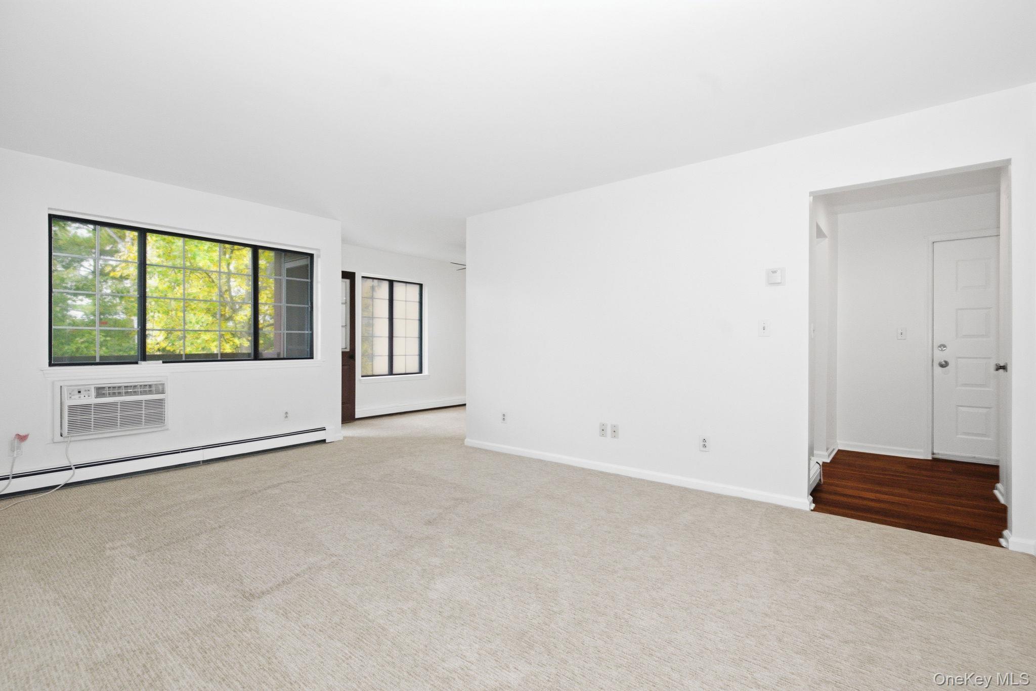 10 Foxwood Circle – For Sale photo 7