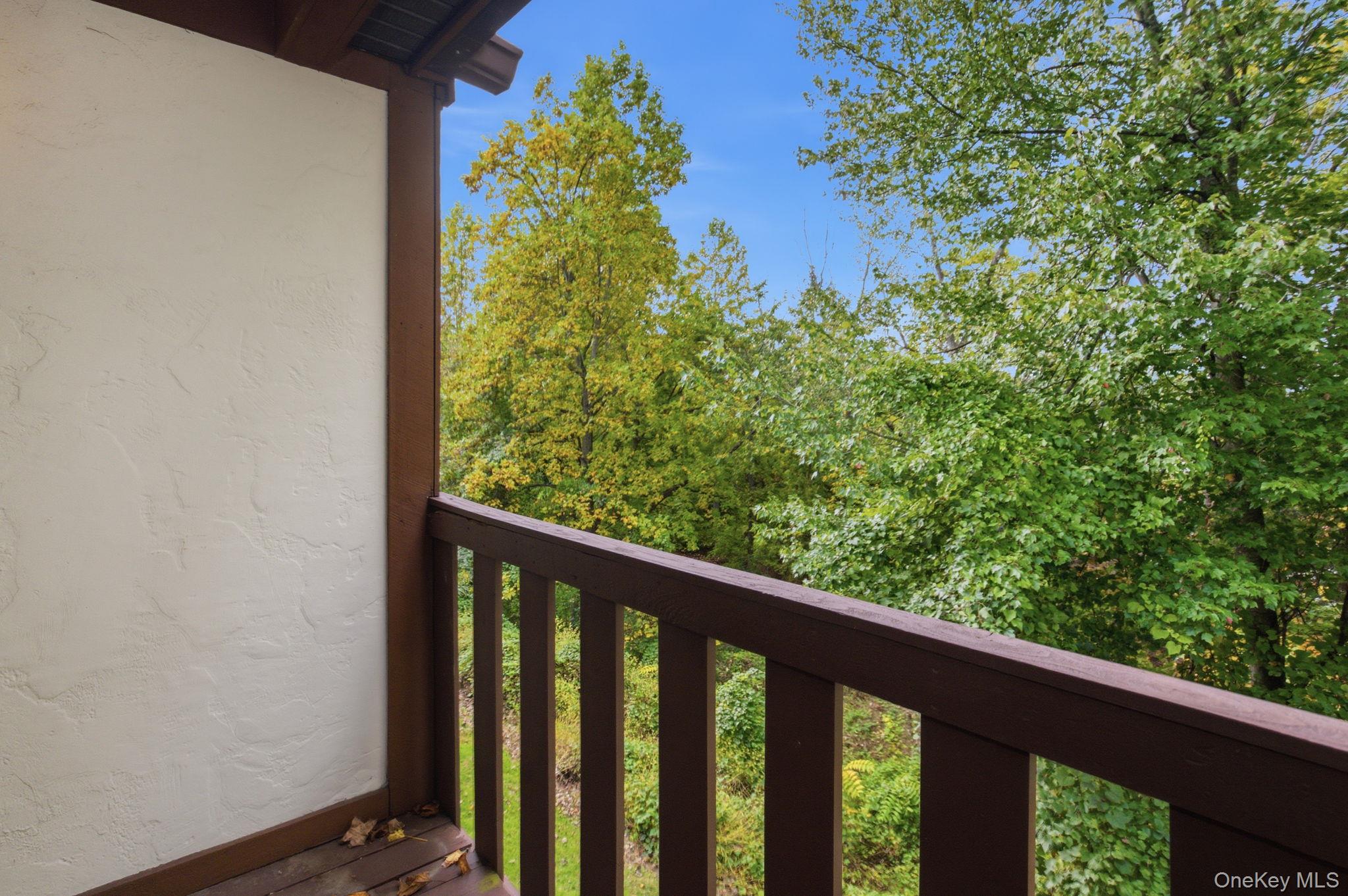 10 Foxwood Circle – For Sale photo 18
