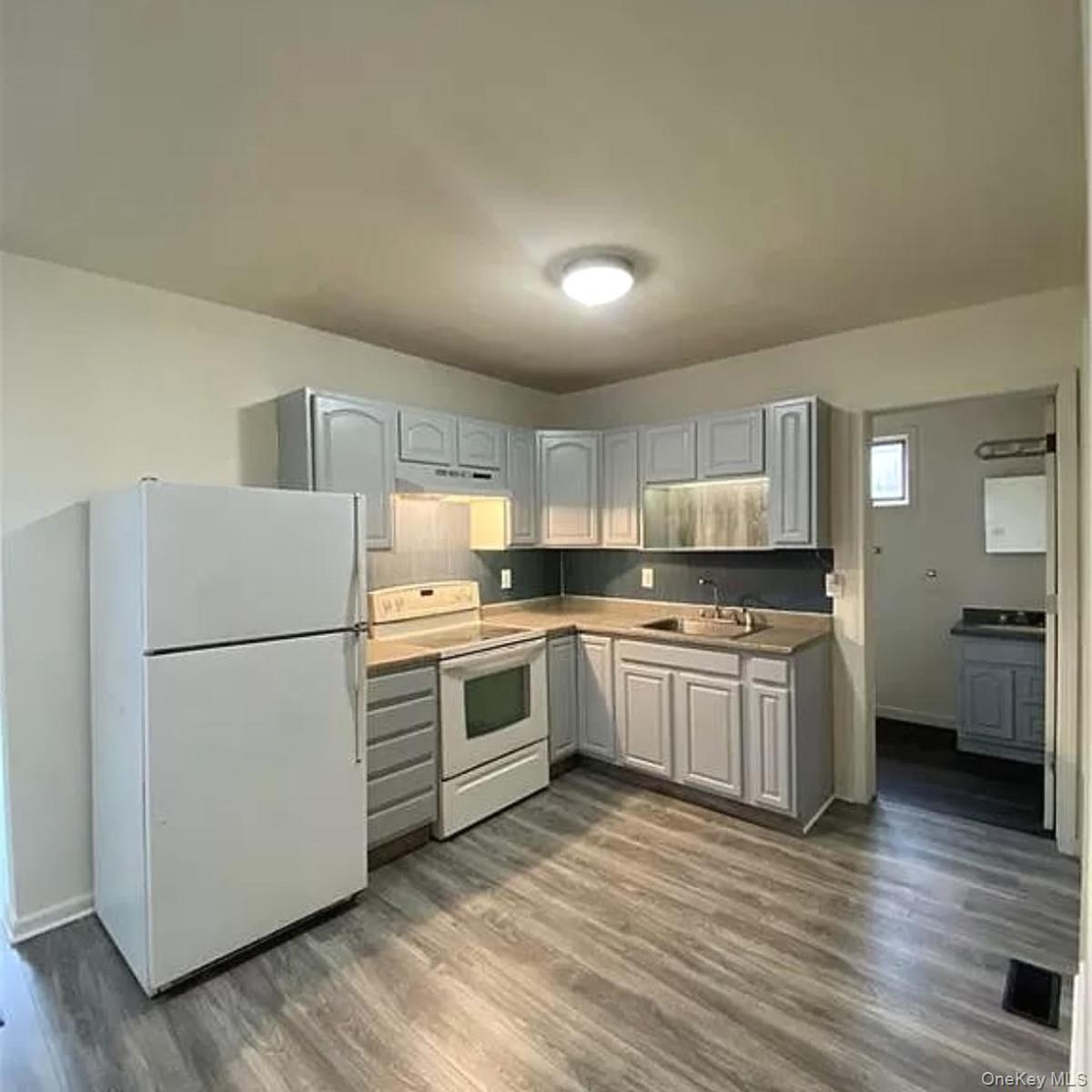 92 Ball Street – For Sale photo 2